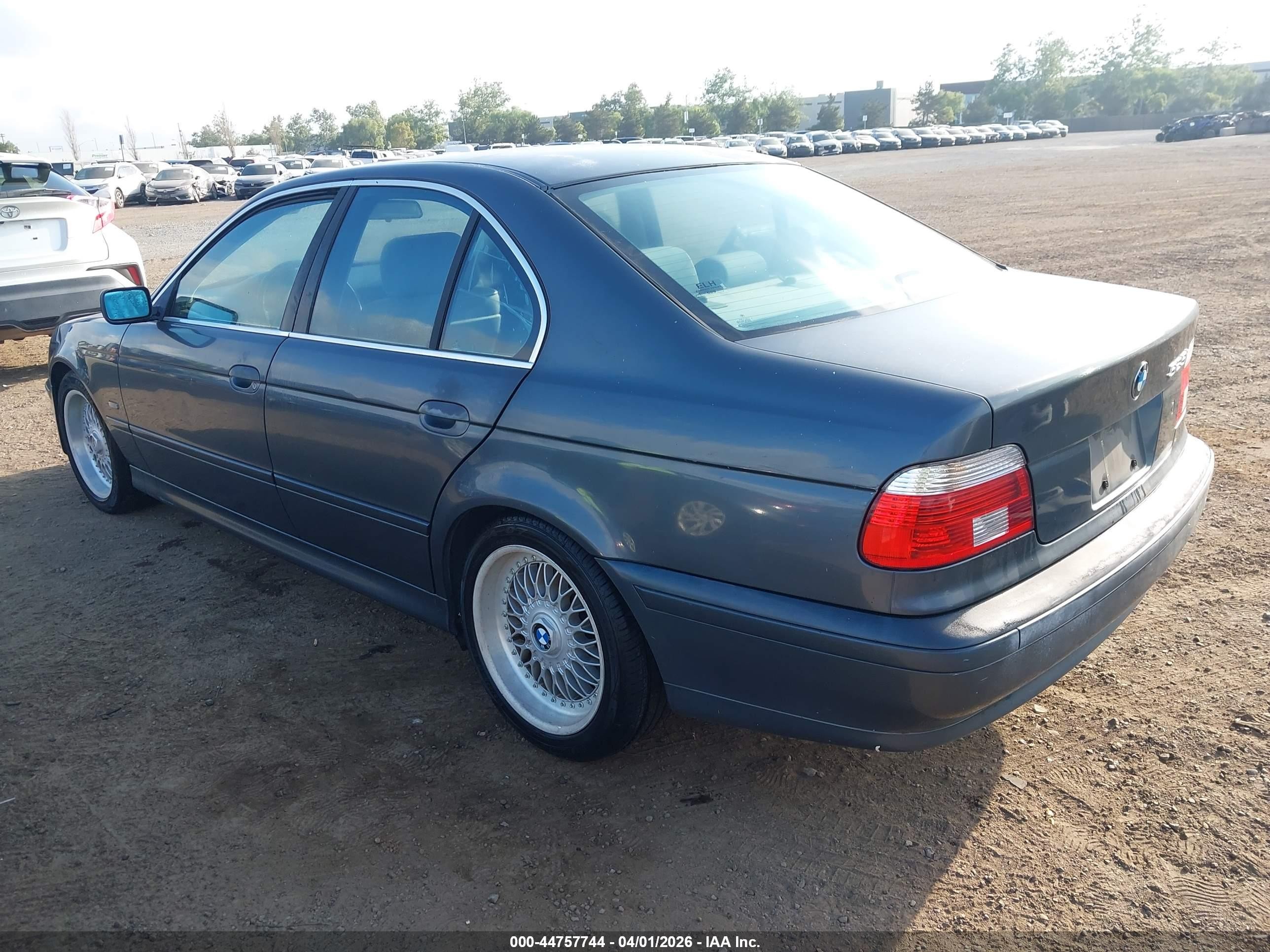 2001 Bmw 525ia   Light Blue vin: WBADT43451GX21192