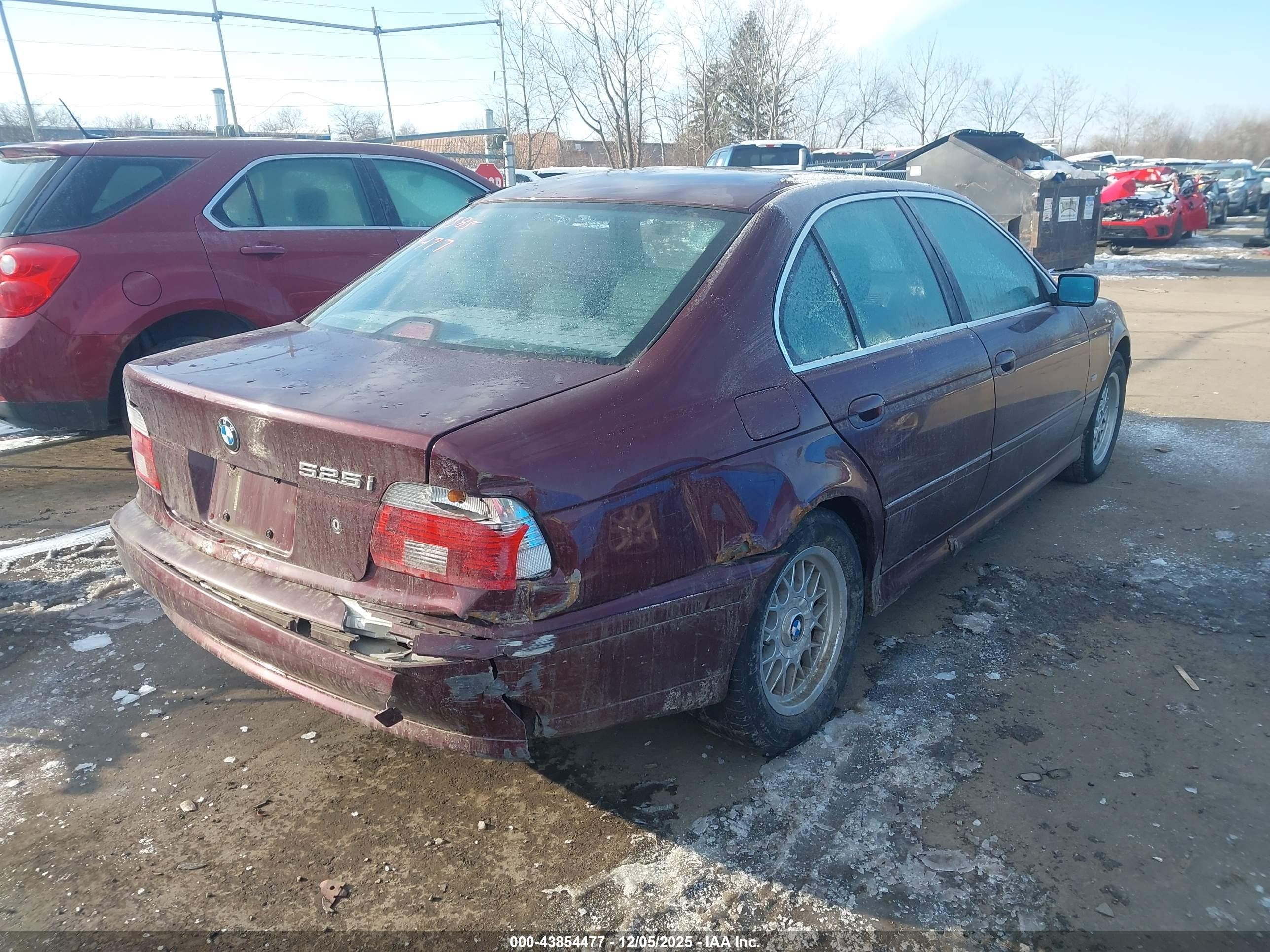 2001 Bmw 525ia   Maroon vin: WBADT43461GF58443