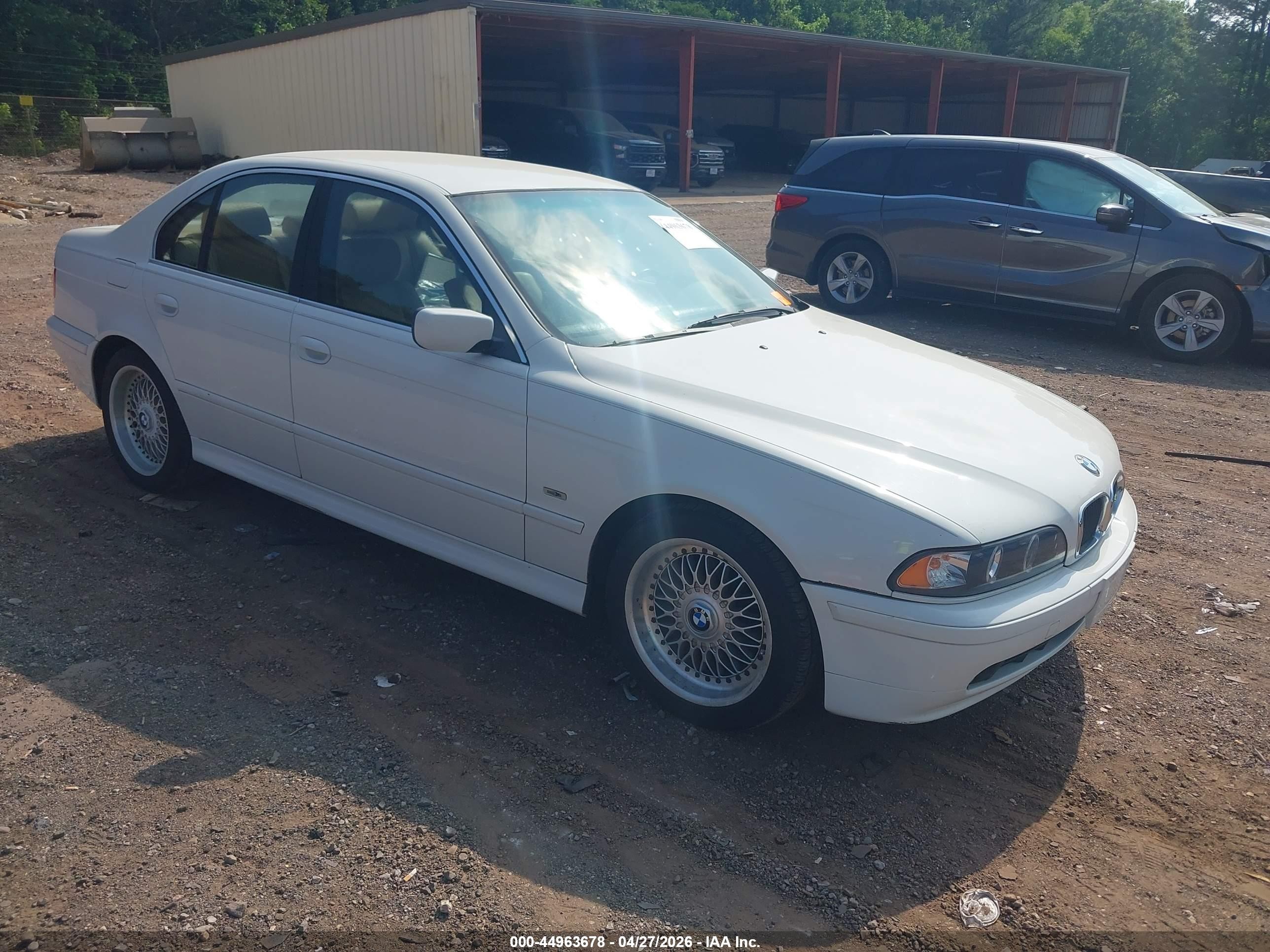2002 Bmw 525ia   White vin: WBADT43492GZ96940