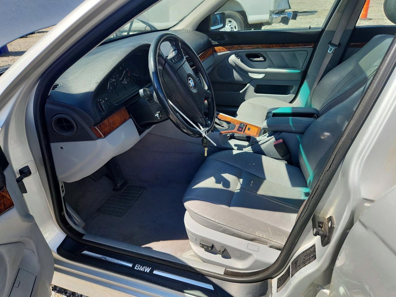 2001 Bmw 530 I Automatic Серебряный vin: WBADT63431CF10000