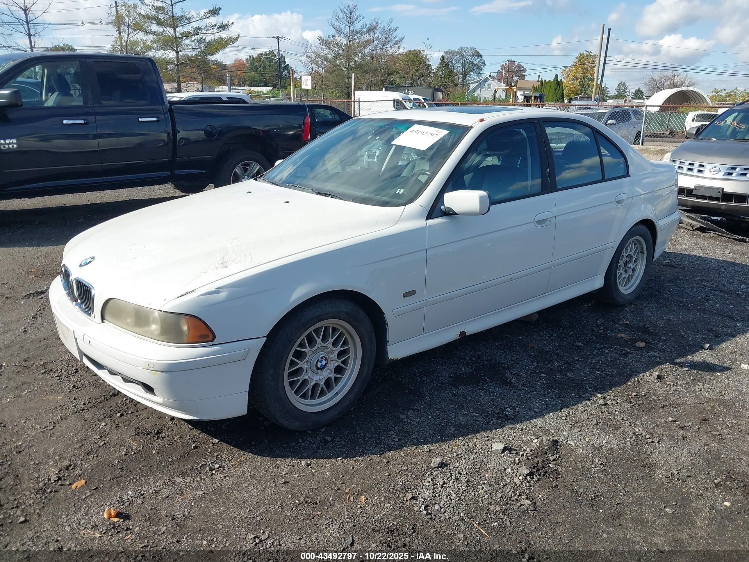 2003 Bmw 530ia   White vin: WBADT63473CK35831