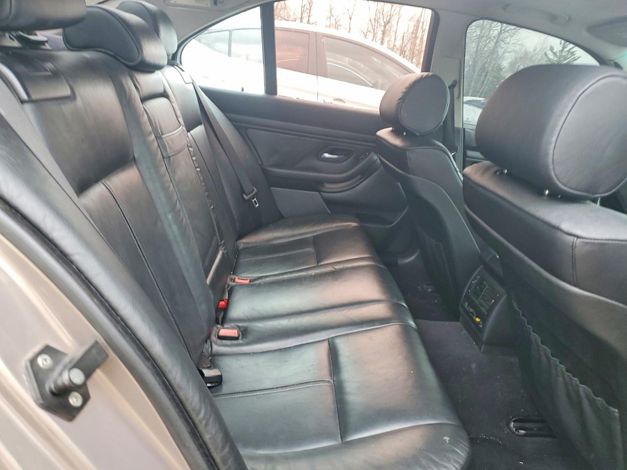 2002 Bmw 530 I Gold vin: WBADT63482CH93091