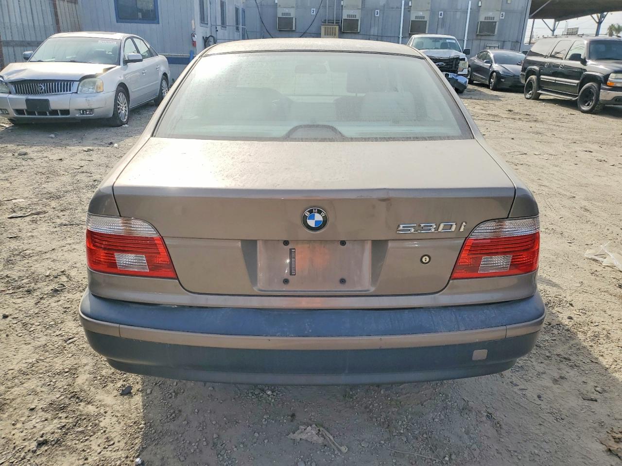 2002 Bmw 530 I Automatic Желто-коричневый vin: WBADT63492CH89261