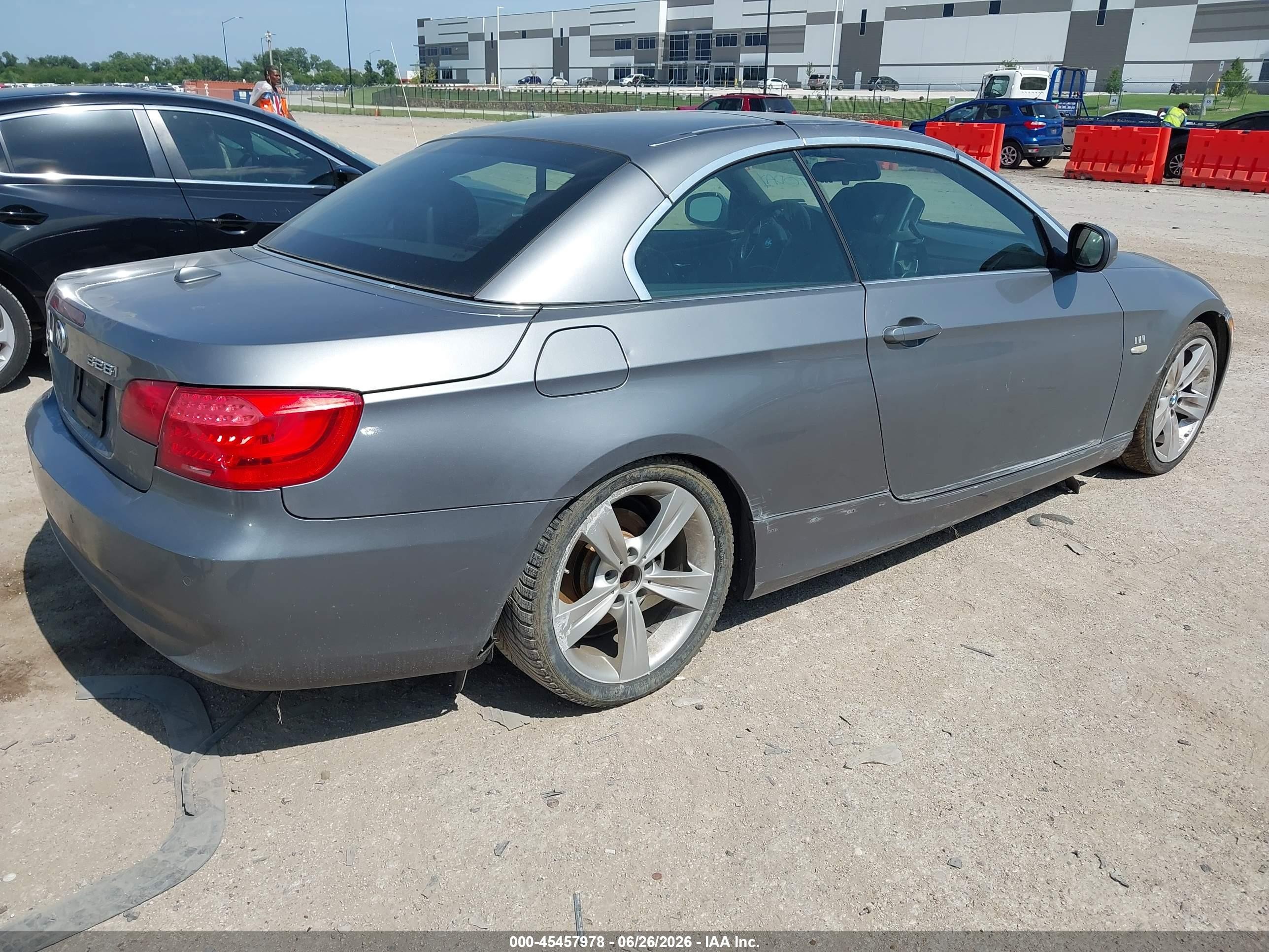 2011 Bmw 328i   Silver vin: WBADW3C50BE446449