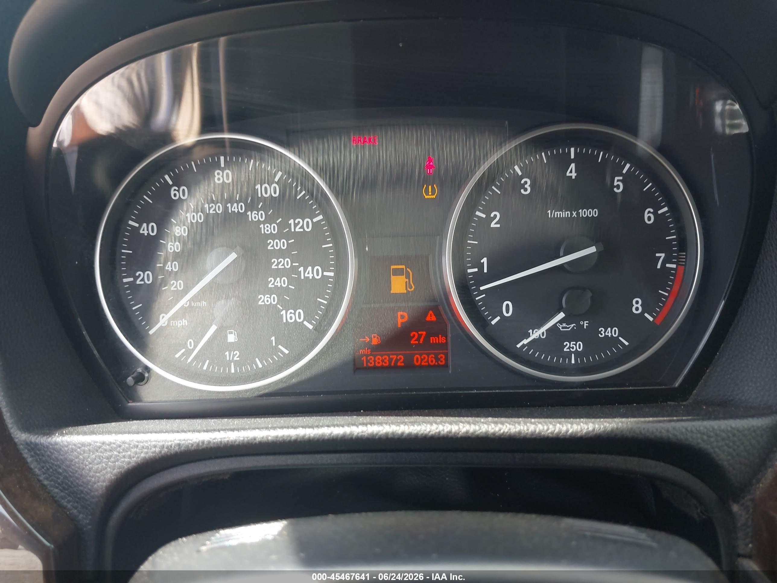 2012 Bmw 328i   Белый vin: WBADW3C51CE822853