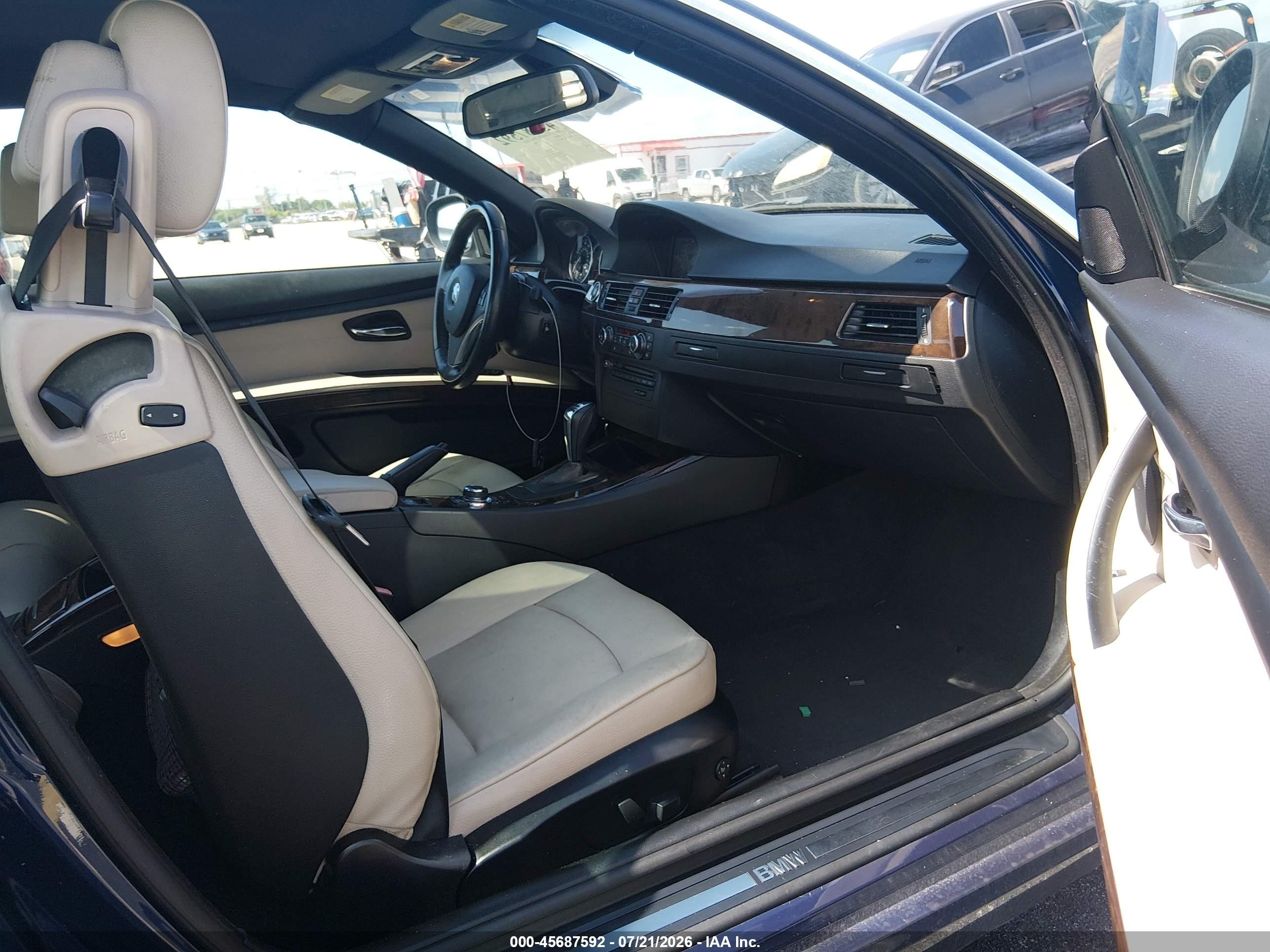 2011 Bmw 328i   Blue vin: WBADW3C53BE439706