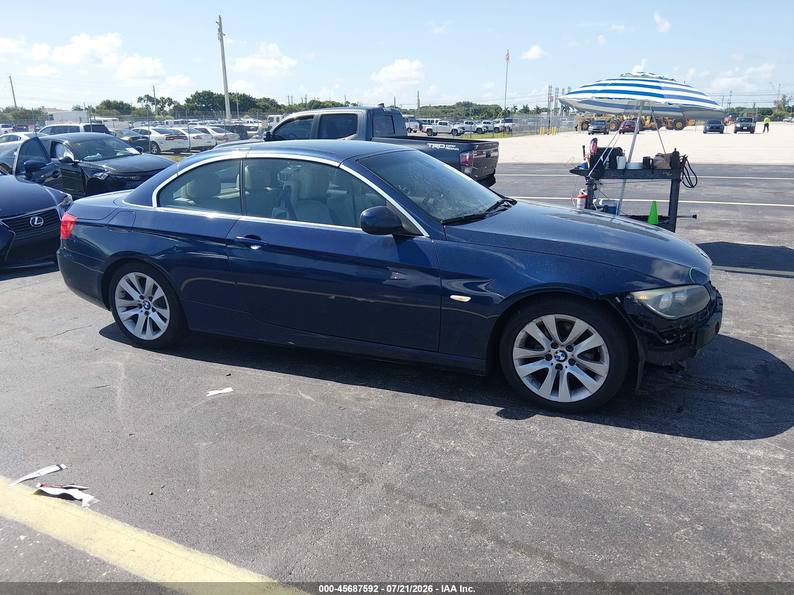 2011 Bmw 328i   Blue vin: WBADW3C53BE439706