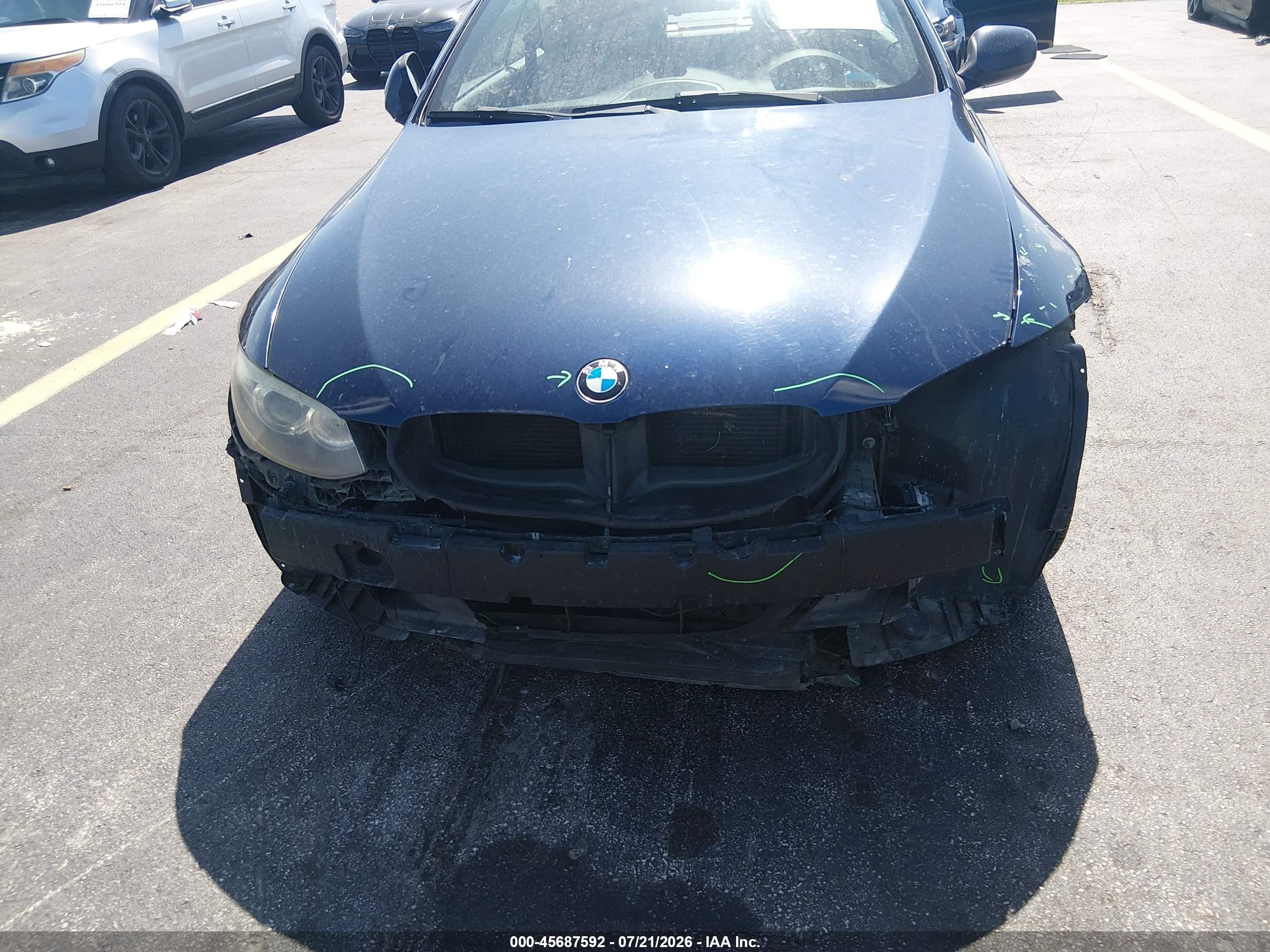 2011 Bmw 328i   Blue vin: WBADW3C53BE439706