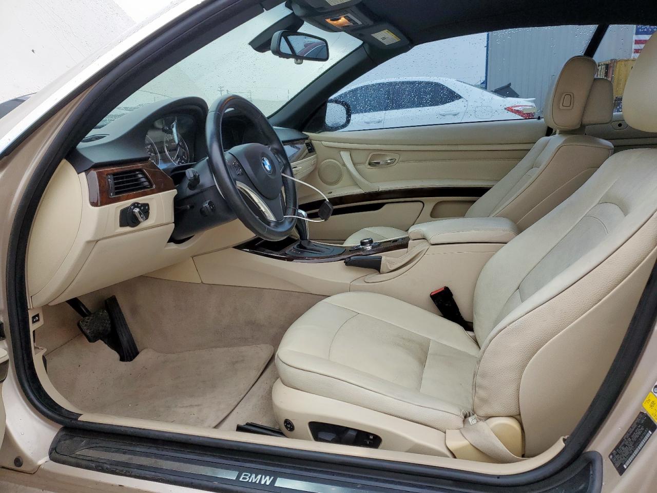 2012 Bmw 328 I Gold vin: WBADW3C56CE821682
