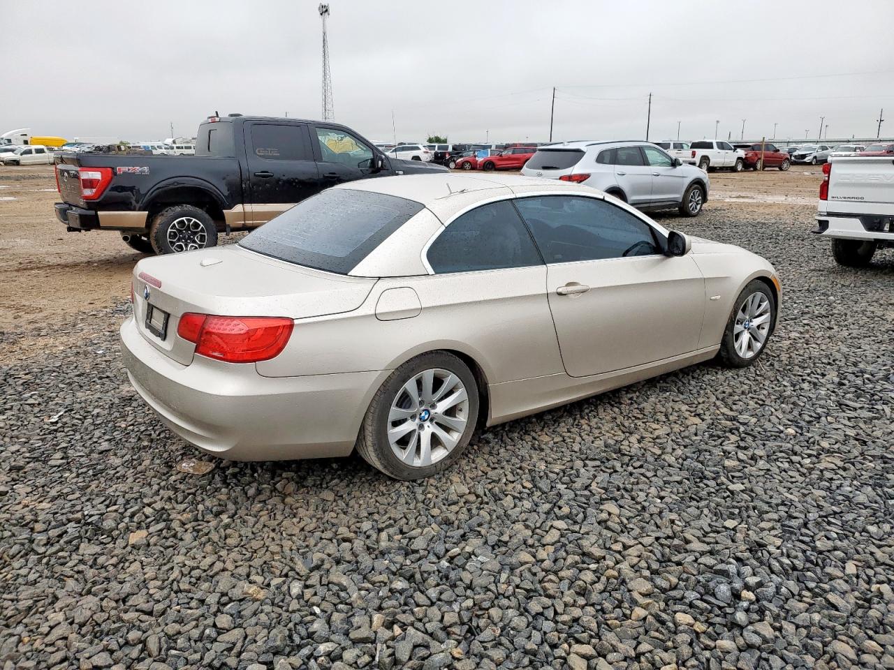 2012 Bmw 328 I Gold vin: WBADW3C56CE821682