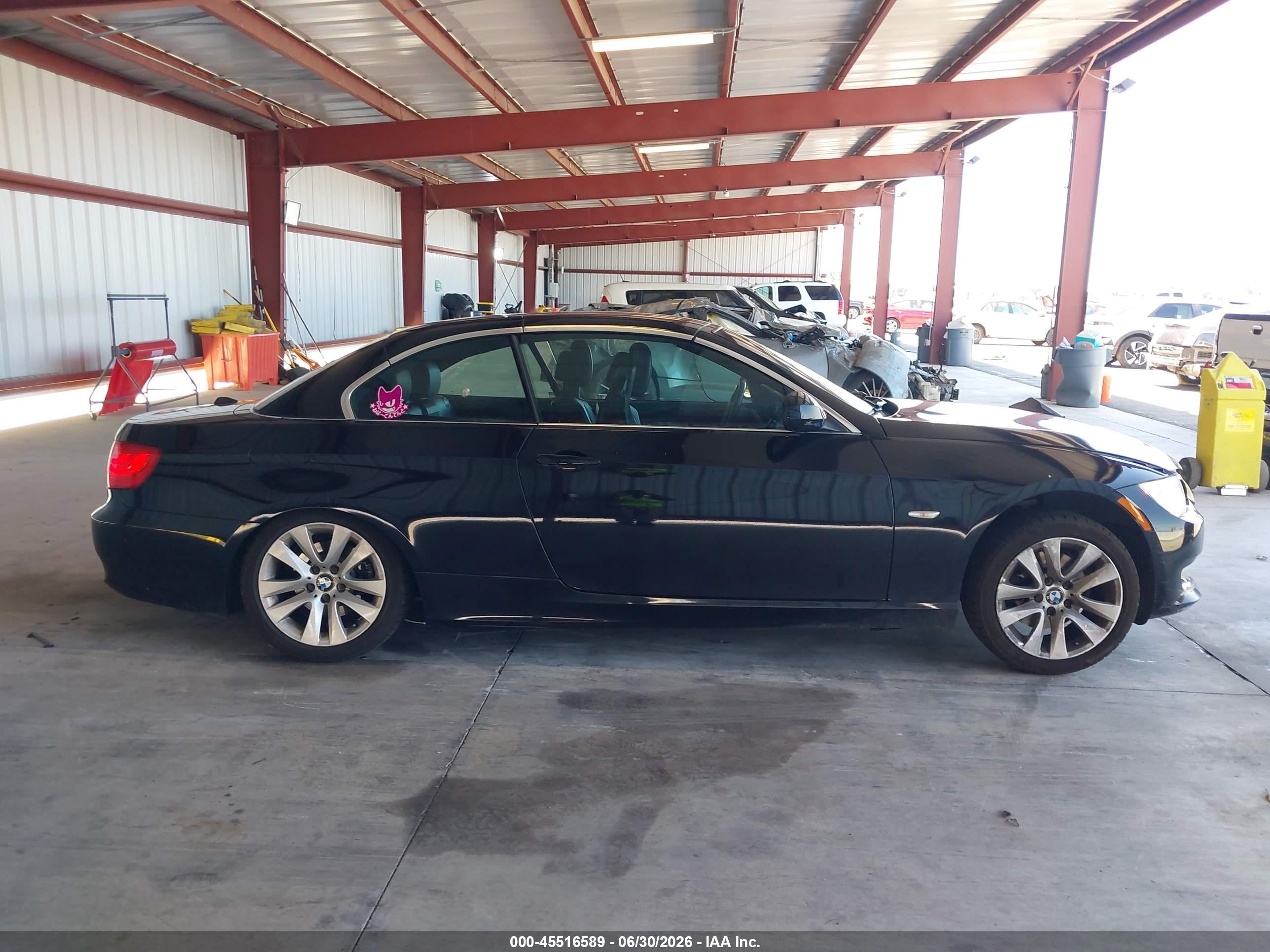 2012 Bmw 328i Черный vin: WBADW3C56CE824243