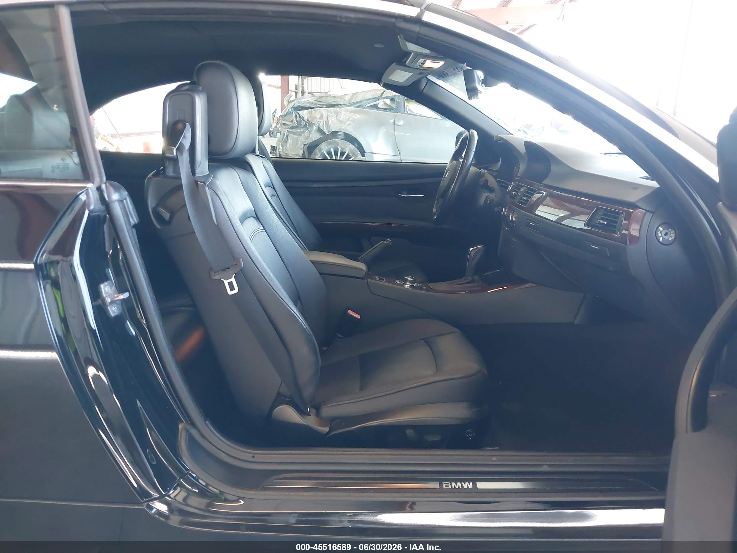 2012 Bmw 328i Черный vin: WBADW3C56CE824243