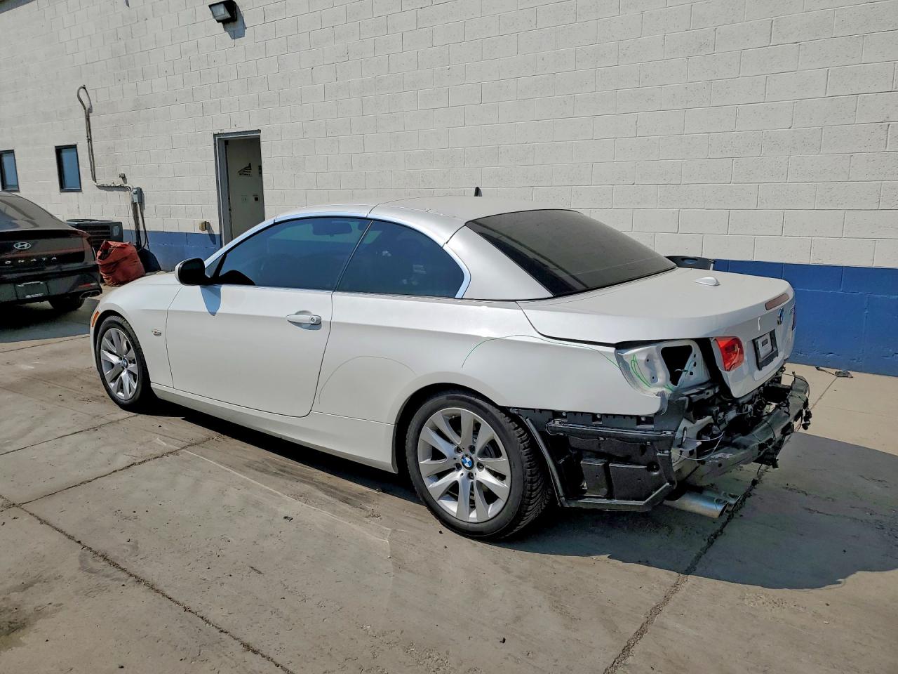 2013 Bmw 328 I White vin: WBADW3C56DJ527191