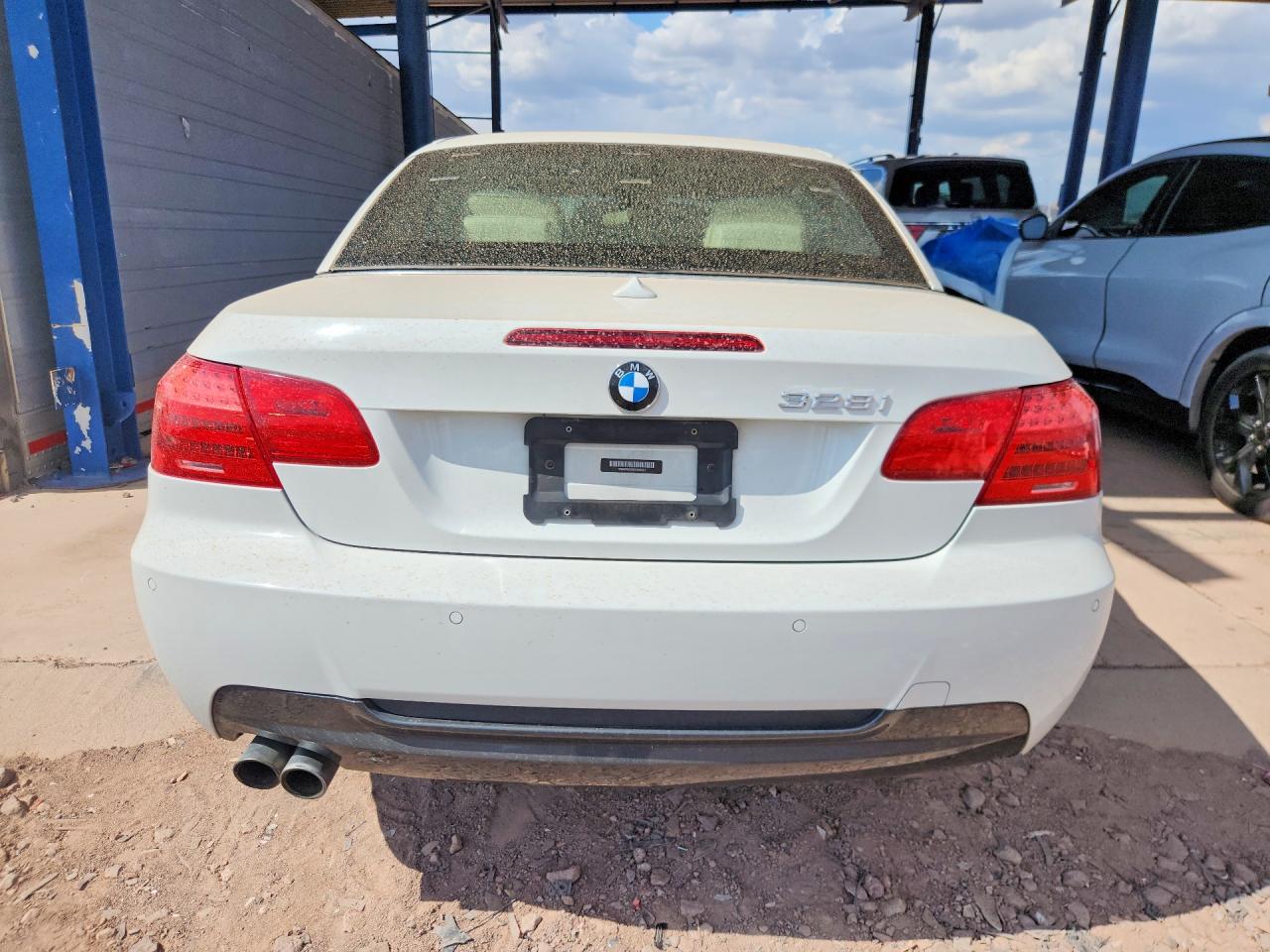 2012 Bmw 328 I White vin: WBADW3C58CE824227