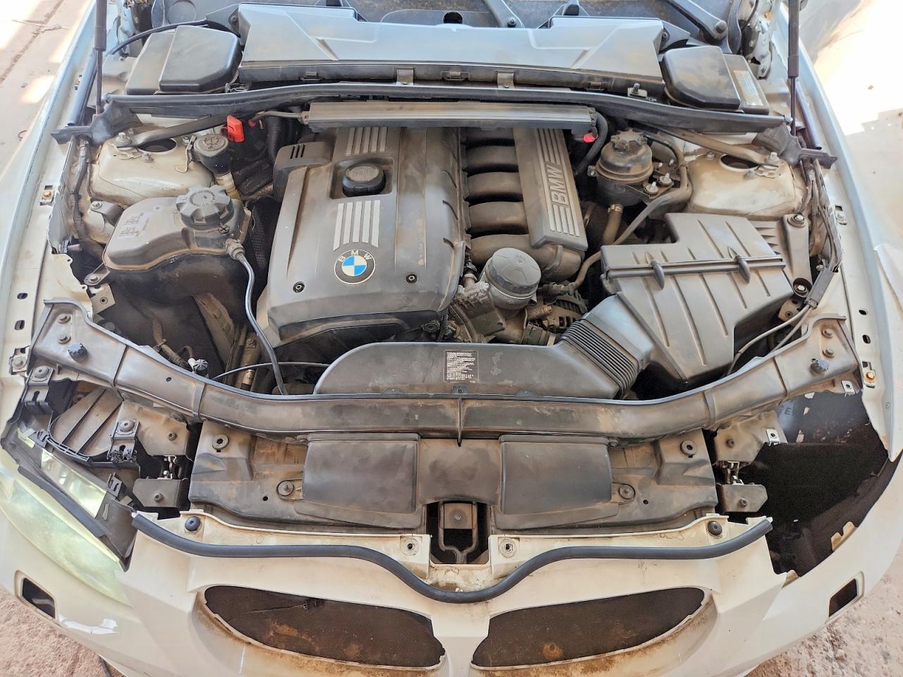 2012 Bmw 328 I White vin: WBADW3C58CE824227