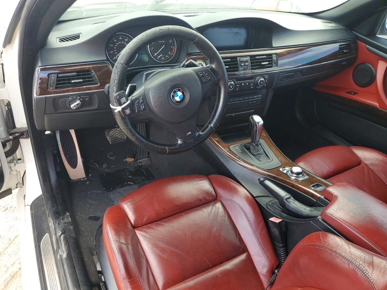 2011 Bmw 328 I Белый vin: WBADW3C59BE540314