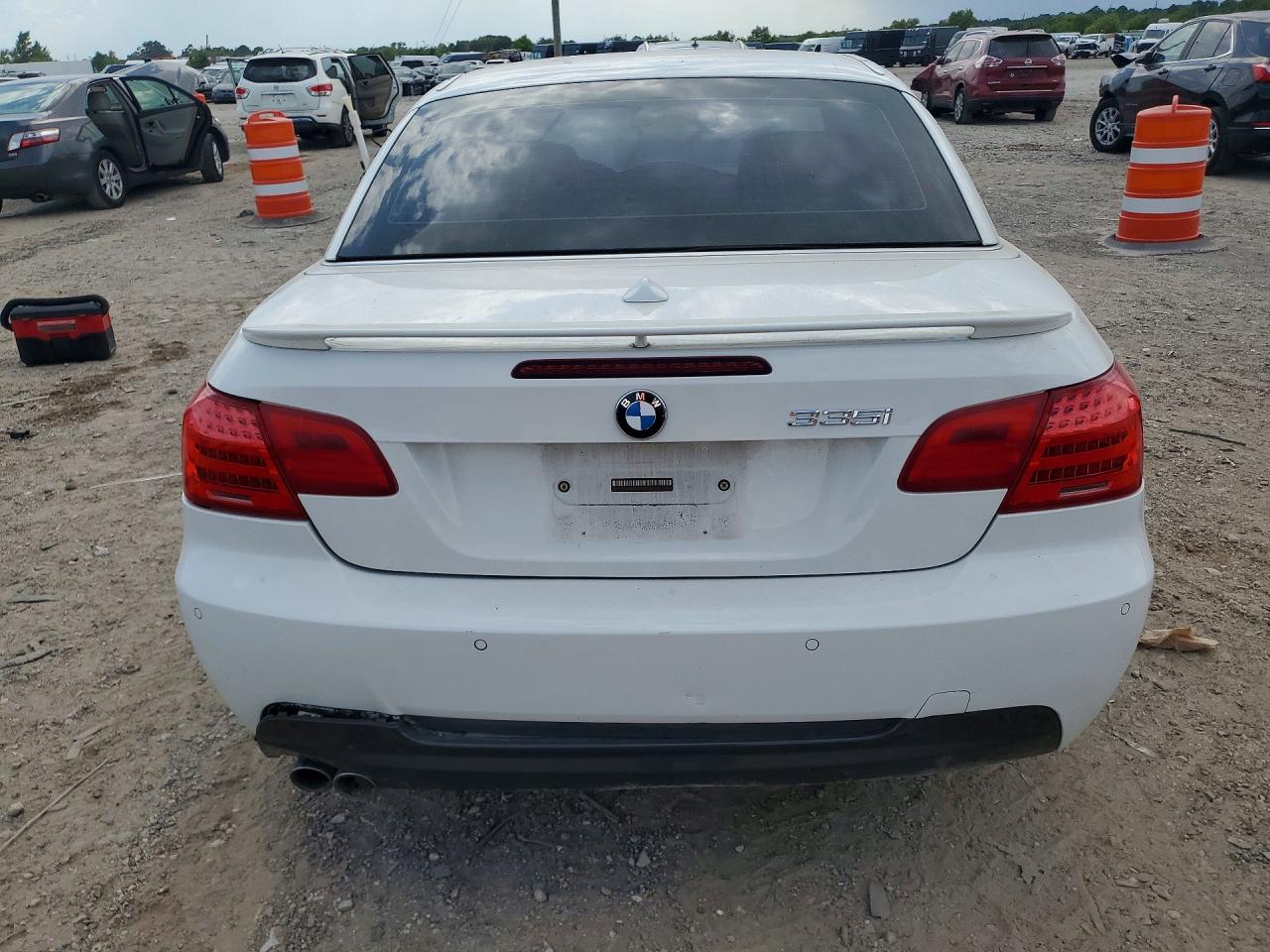 2011 Bmw 328 I Белый vin: WBADW3C59BE540314