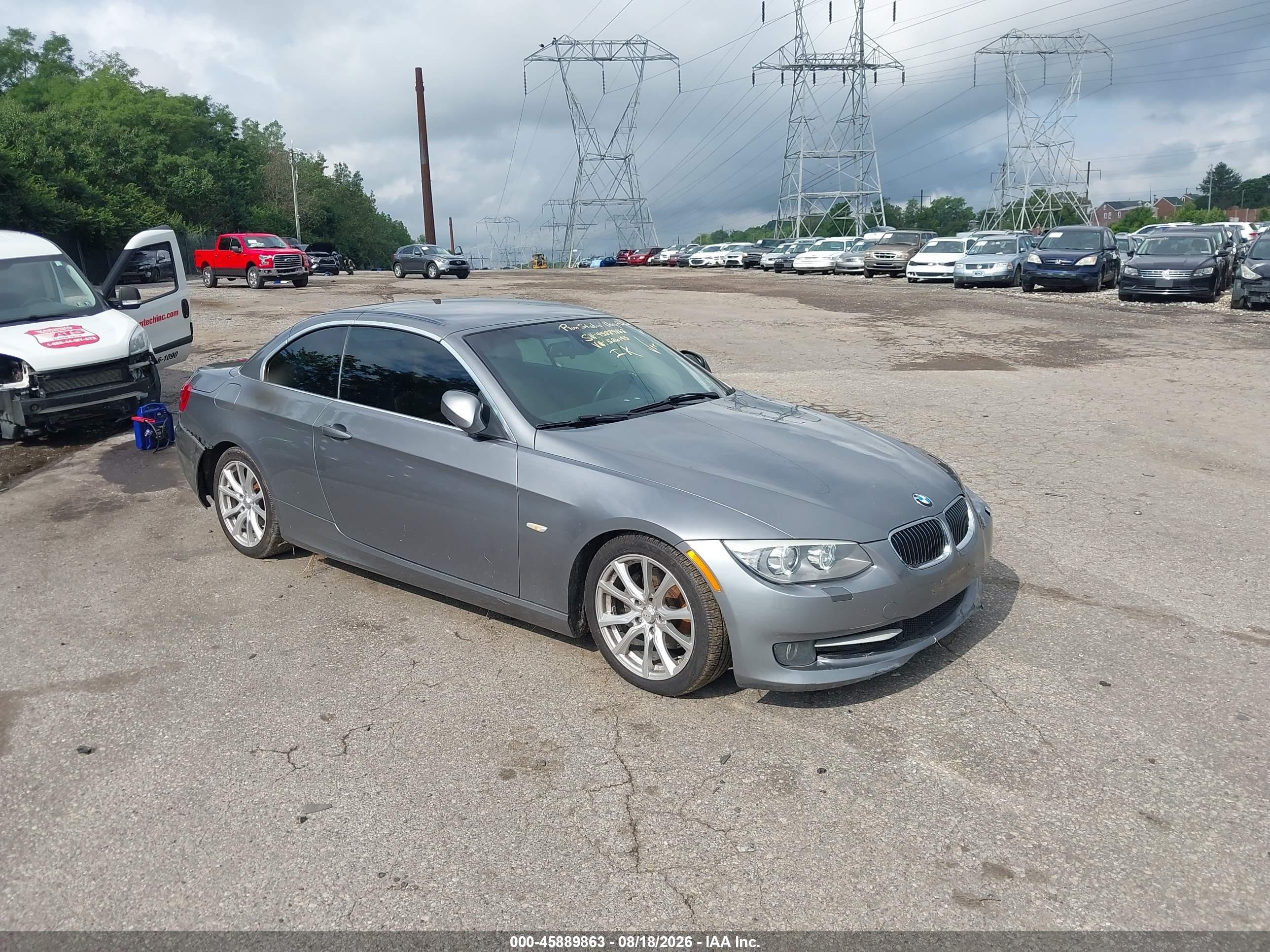 2013 Bmw 328i   Серый vin: WBADW3C59DJ526195