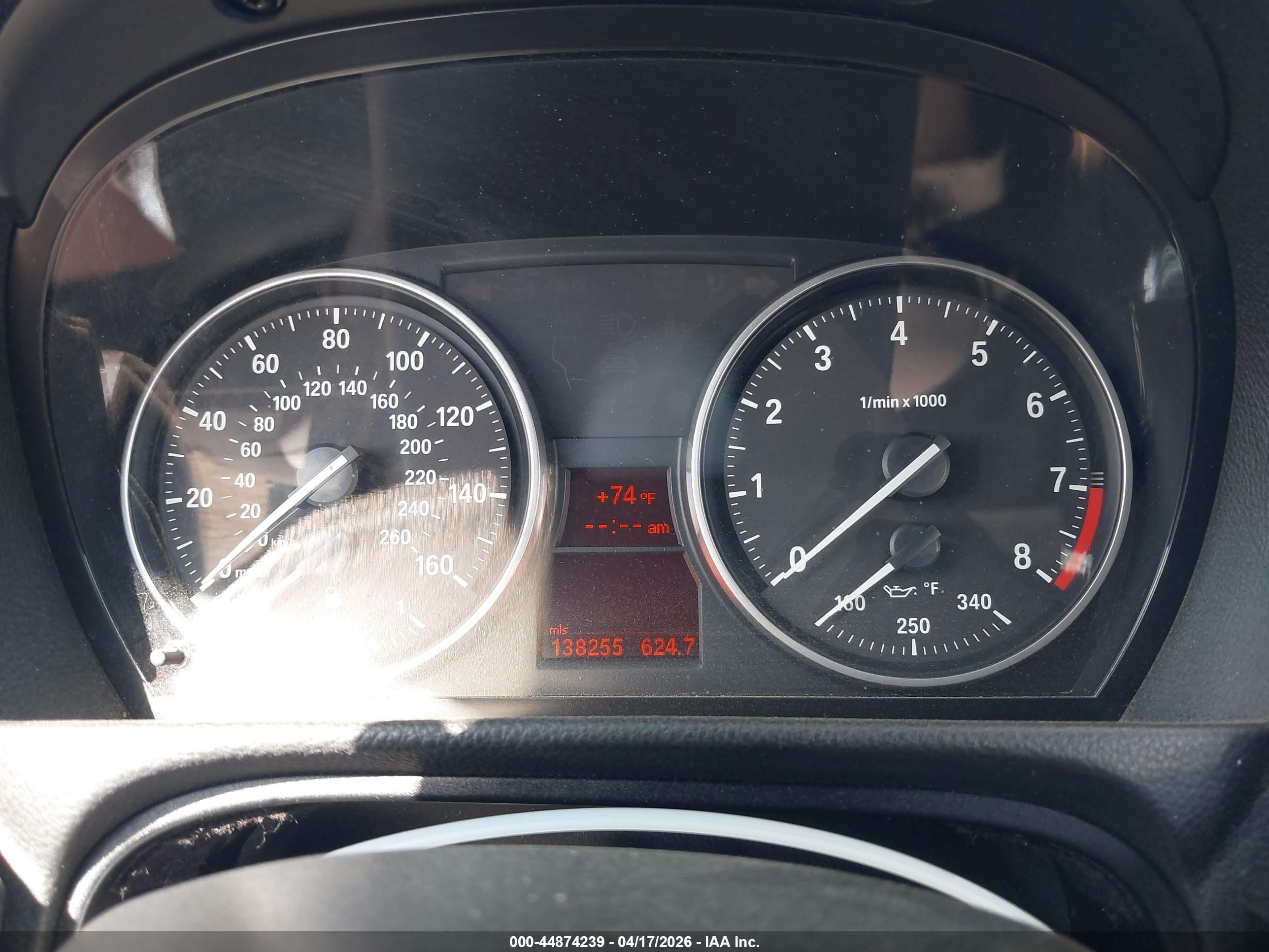 2011 Bmw 328i   Серебряный vin: WBADW3C5XBE538636
