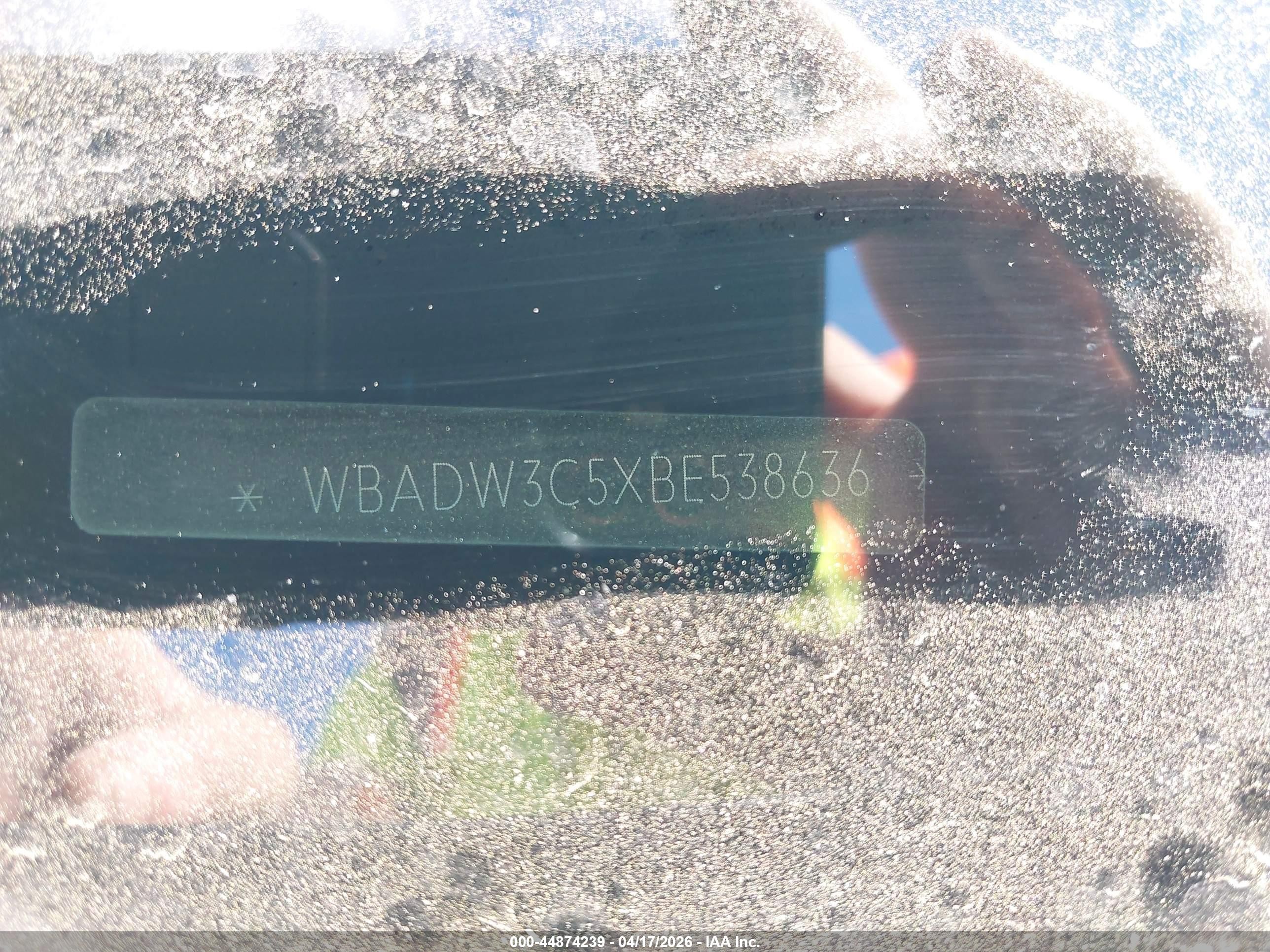 2011 Bmw 328i   Серебряный vin: WBADW3C5XBE538636
