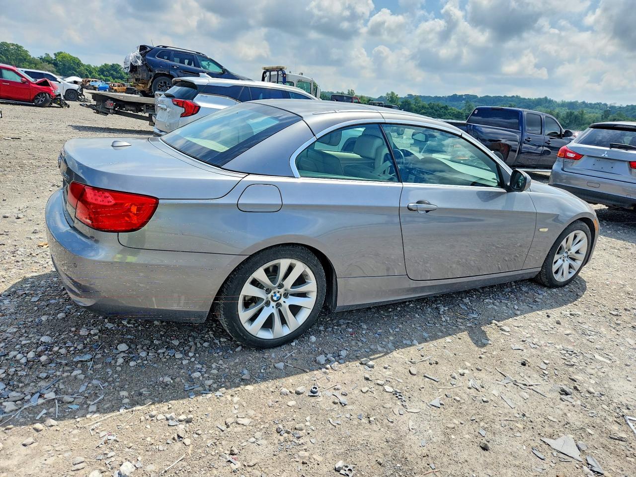 2013 Bmw 328 I Gray vin: WBADW3C5XDJ525170