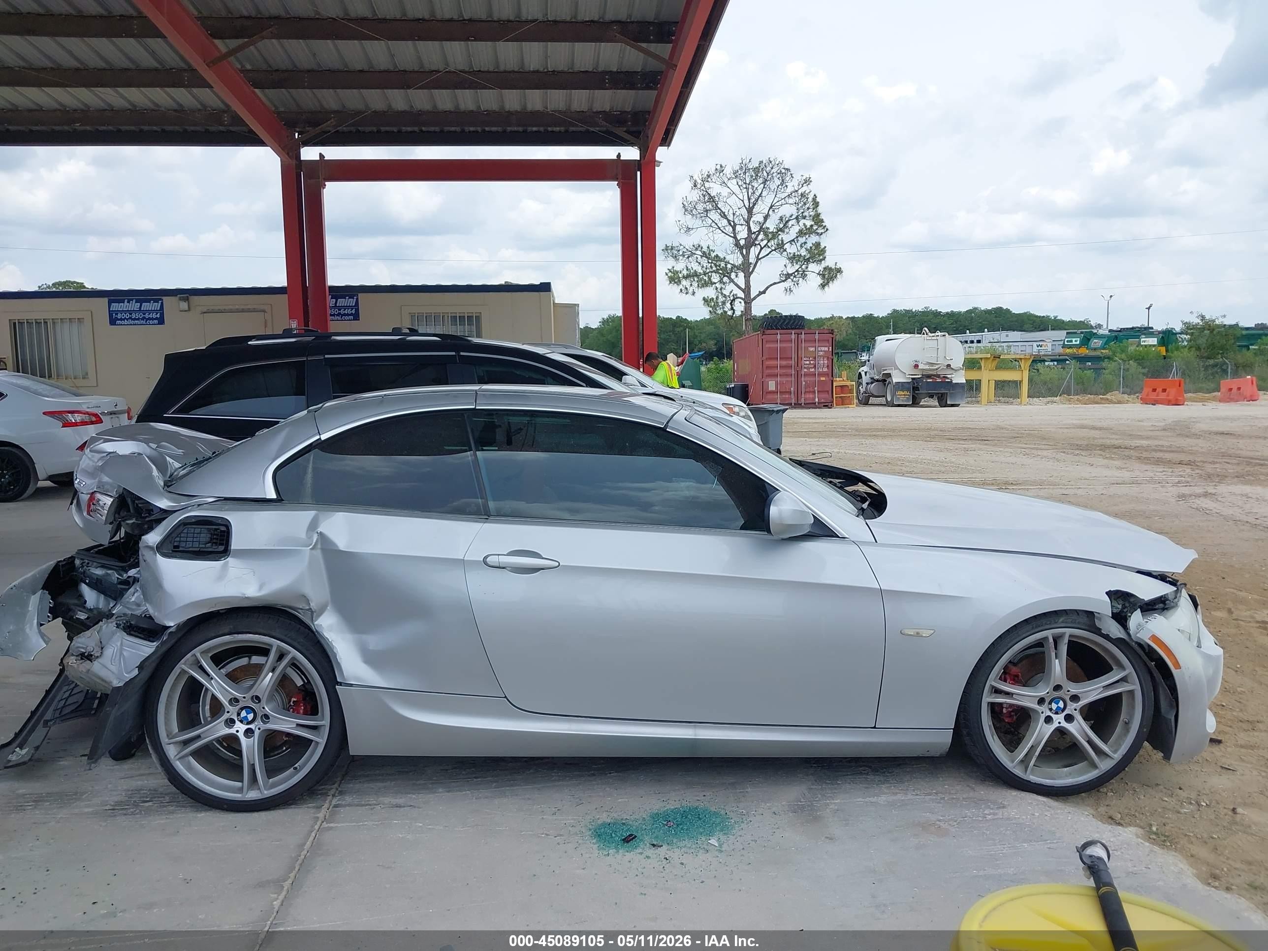 2013 Bmw 328i   Silver vin: WBADW7C50DE732389
