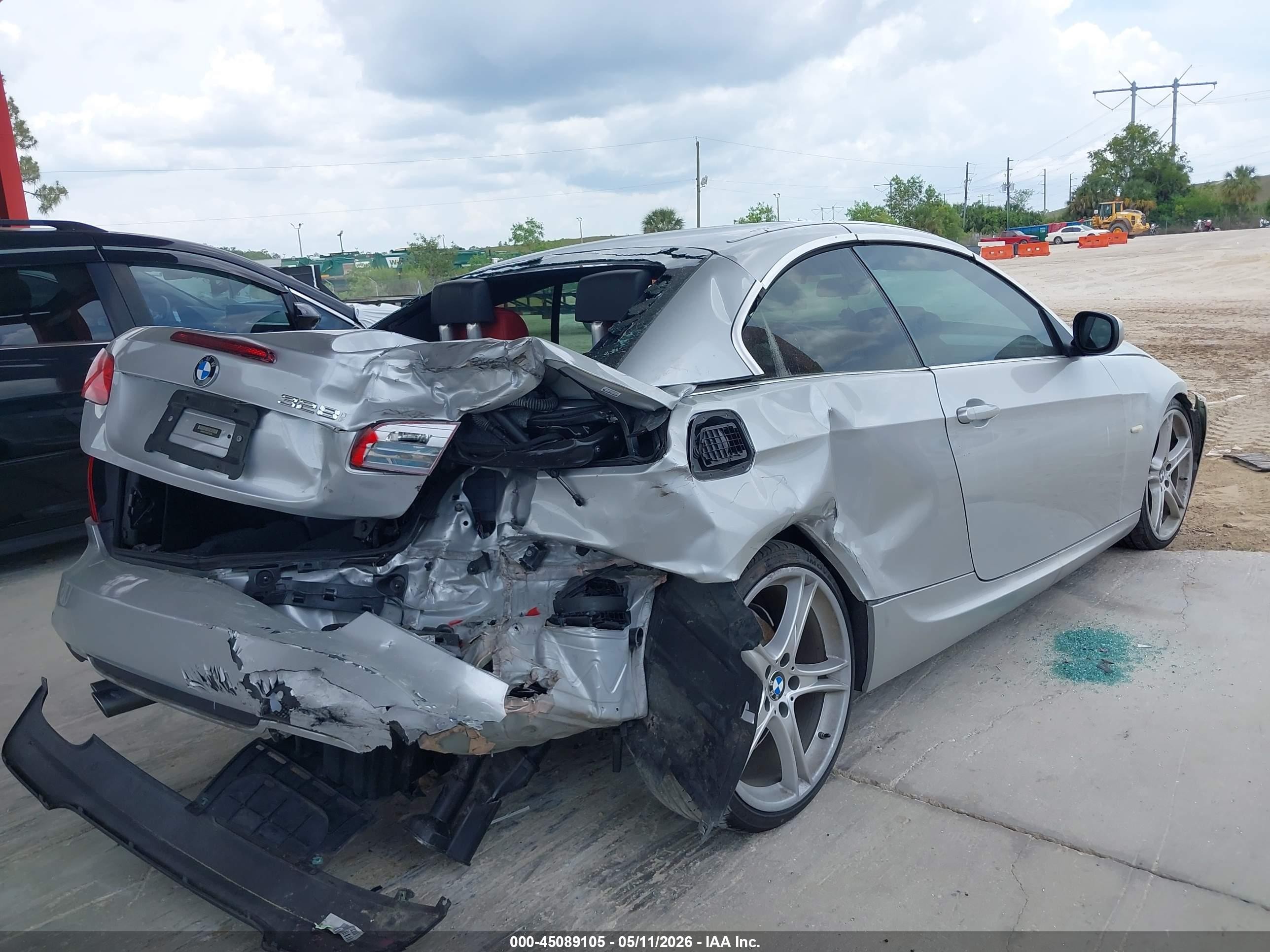 2013 Bmw 328i   Silver vin: WBADW7C50DE732389