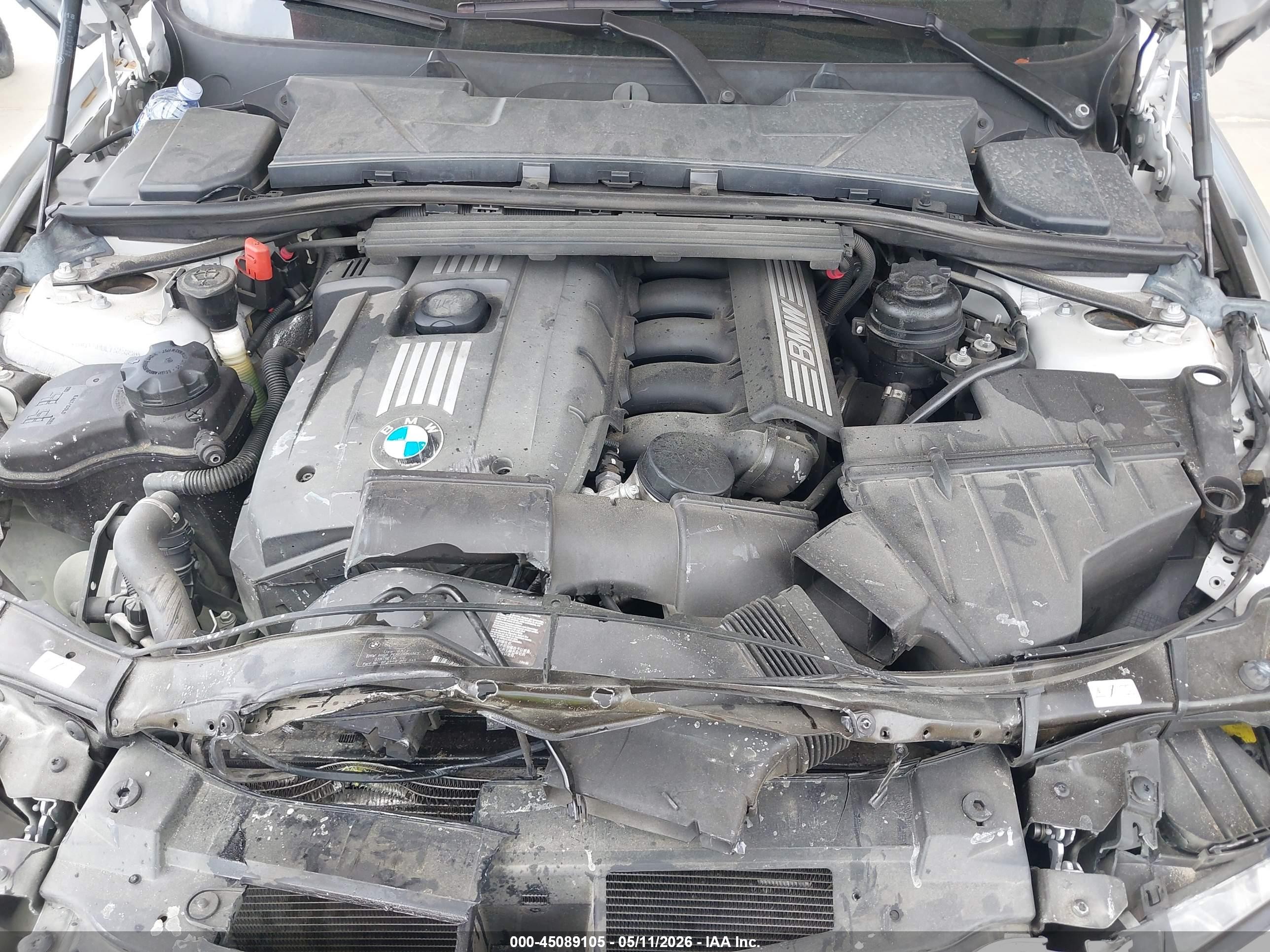 2013 Bmw 328i   Silver vin: WBADW7C50DE732389