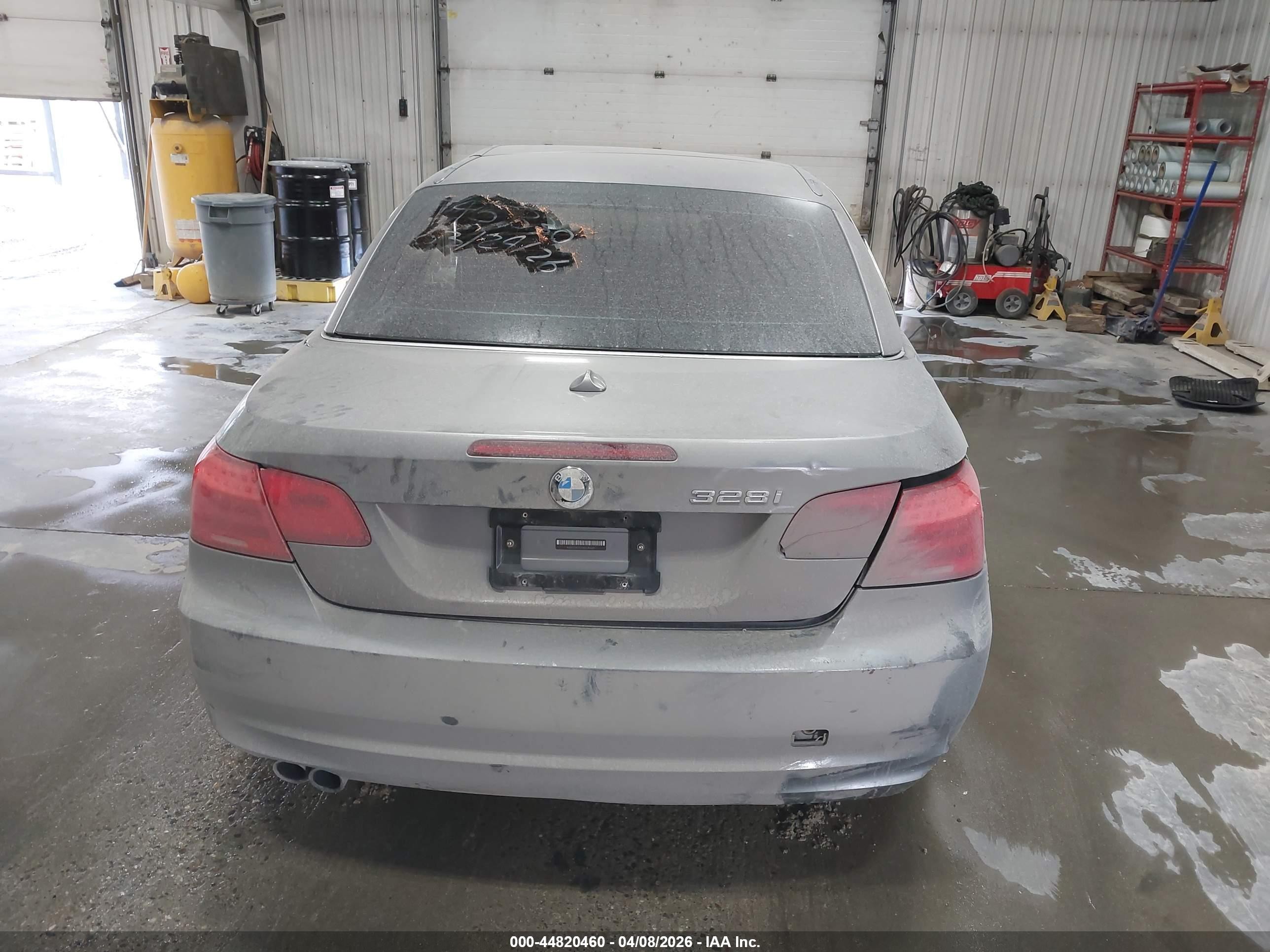 2011 Bmw 328i   Gray vin: WBADW7C51BE545689