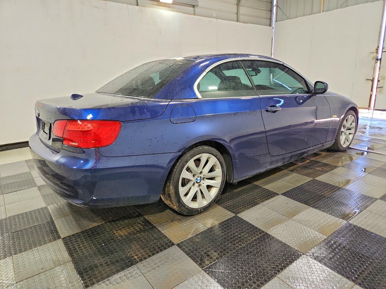 2011 Bmw 328 I Sulev Blue vin: WBADW7C51BE727926
