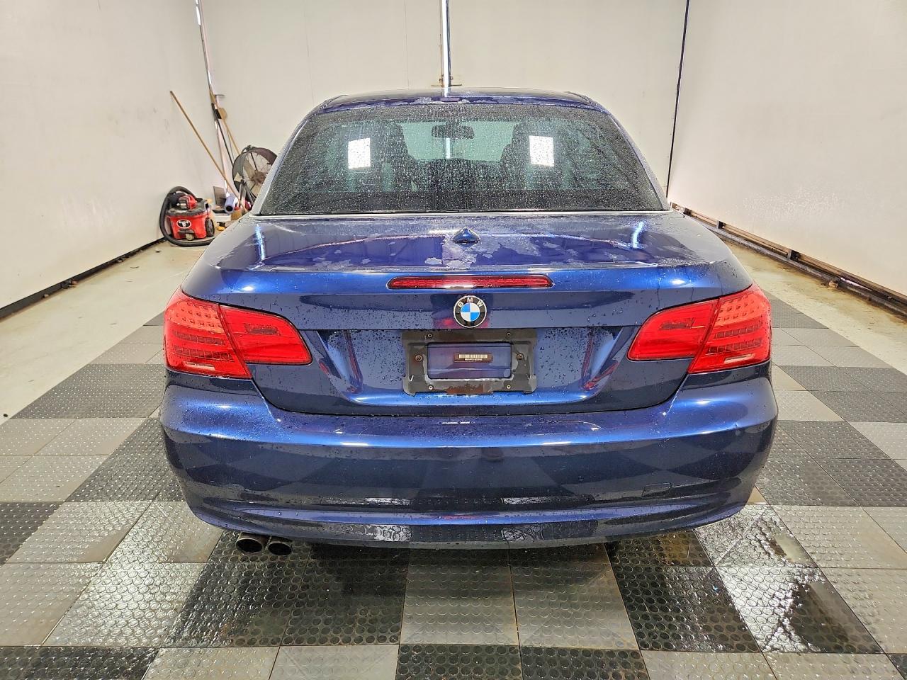 2011 Bmw 328 I Sulev Blue vin: WBADW7C51BE727926
