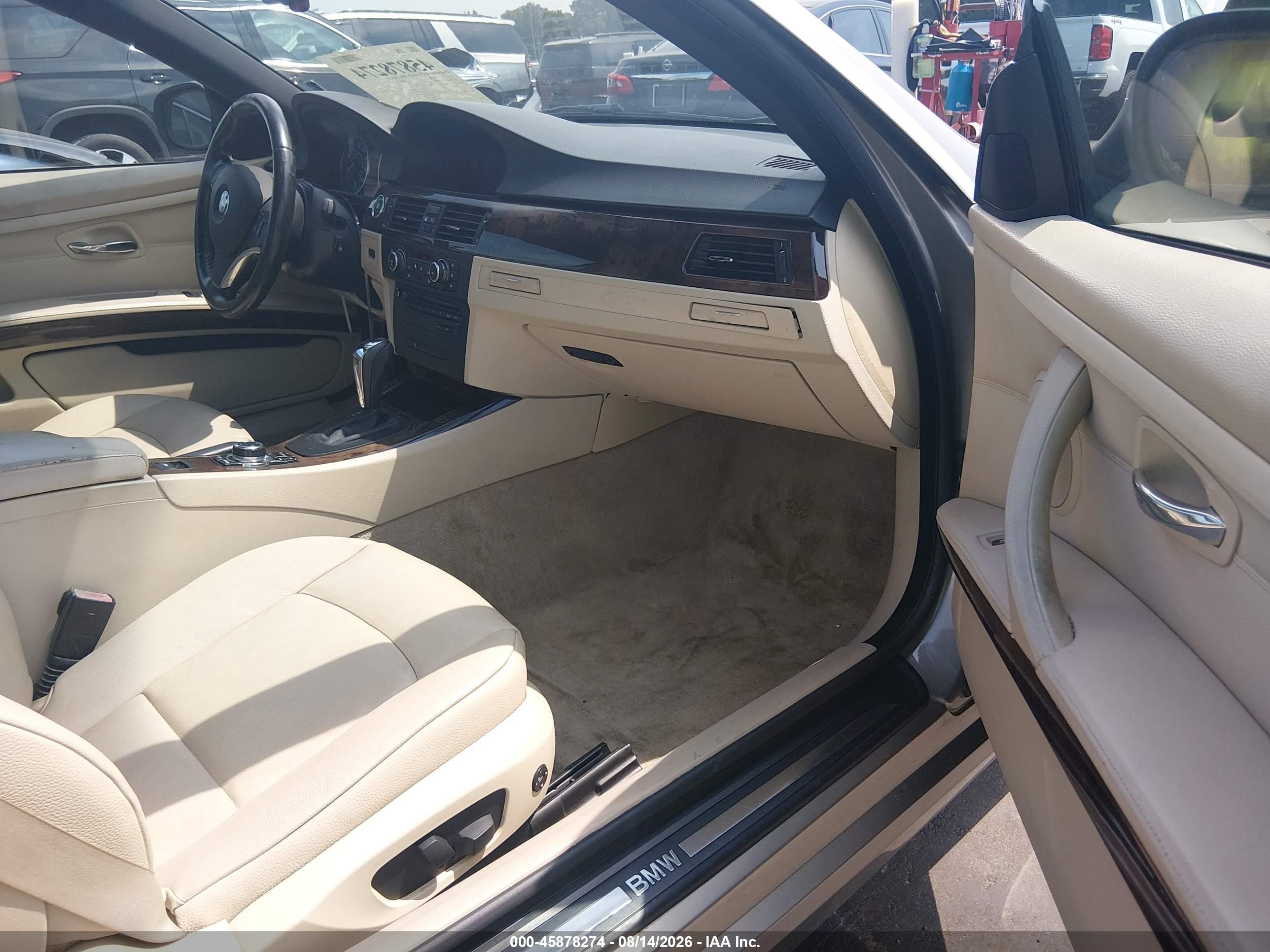 2011 Bmw 328i   Beige vin: WBADW7C53BE543233