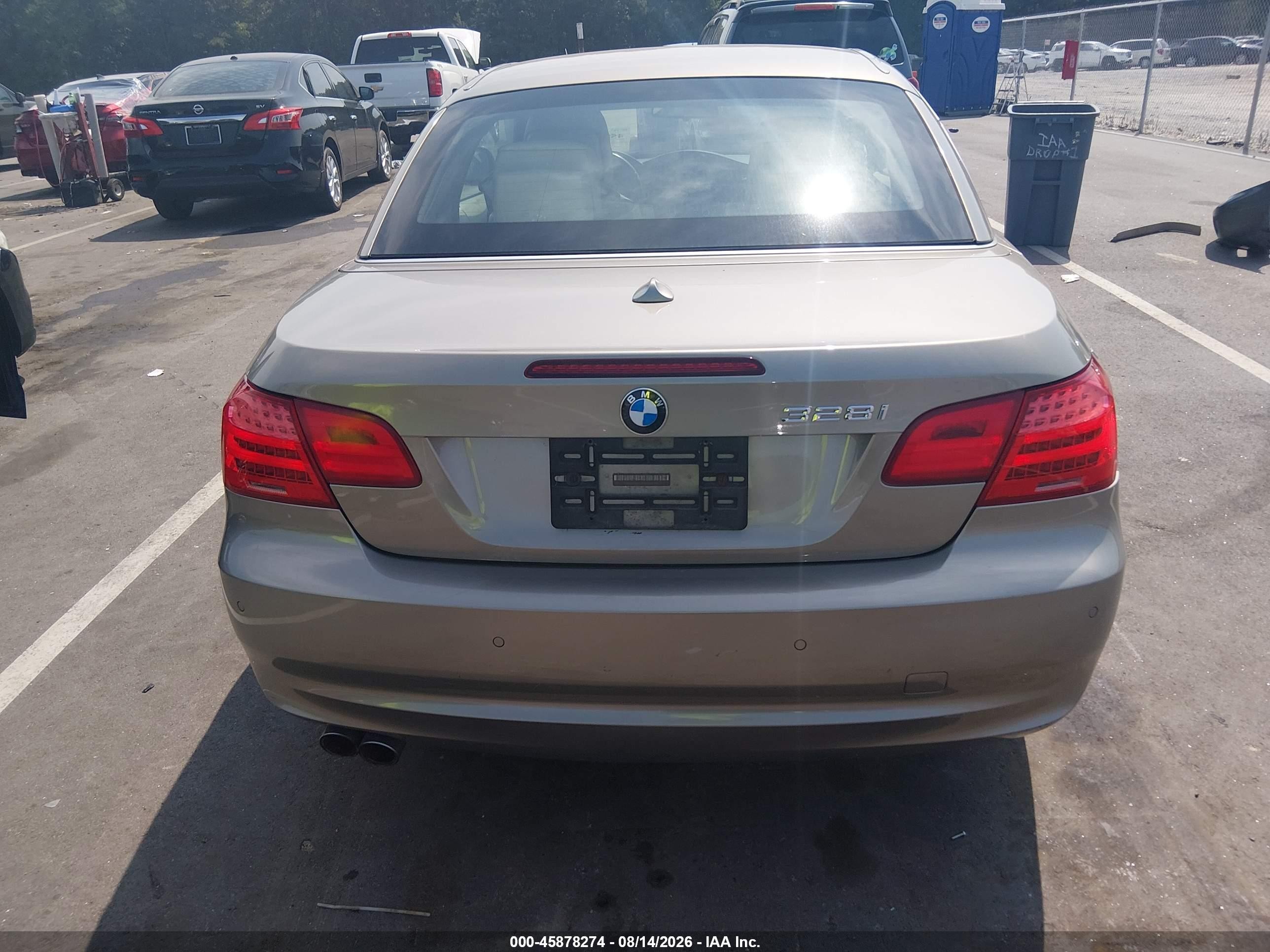 2011 Bmw 328i   Beige vin: WBADW7C53BE543233