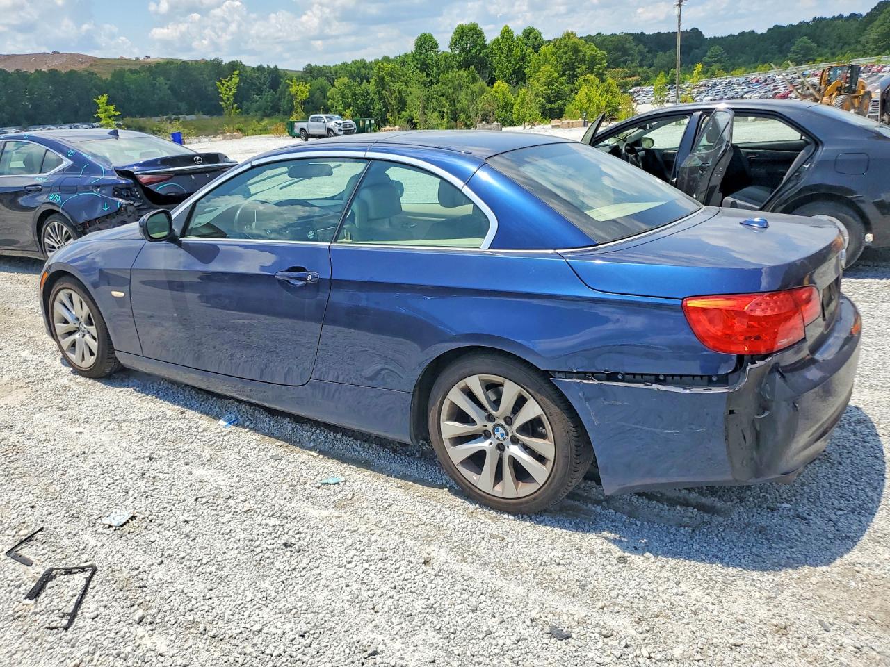 2011 Bmw 328 I Sulev Blue vin: WBADW7C55BE545128