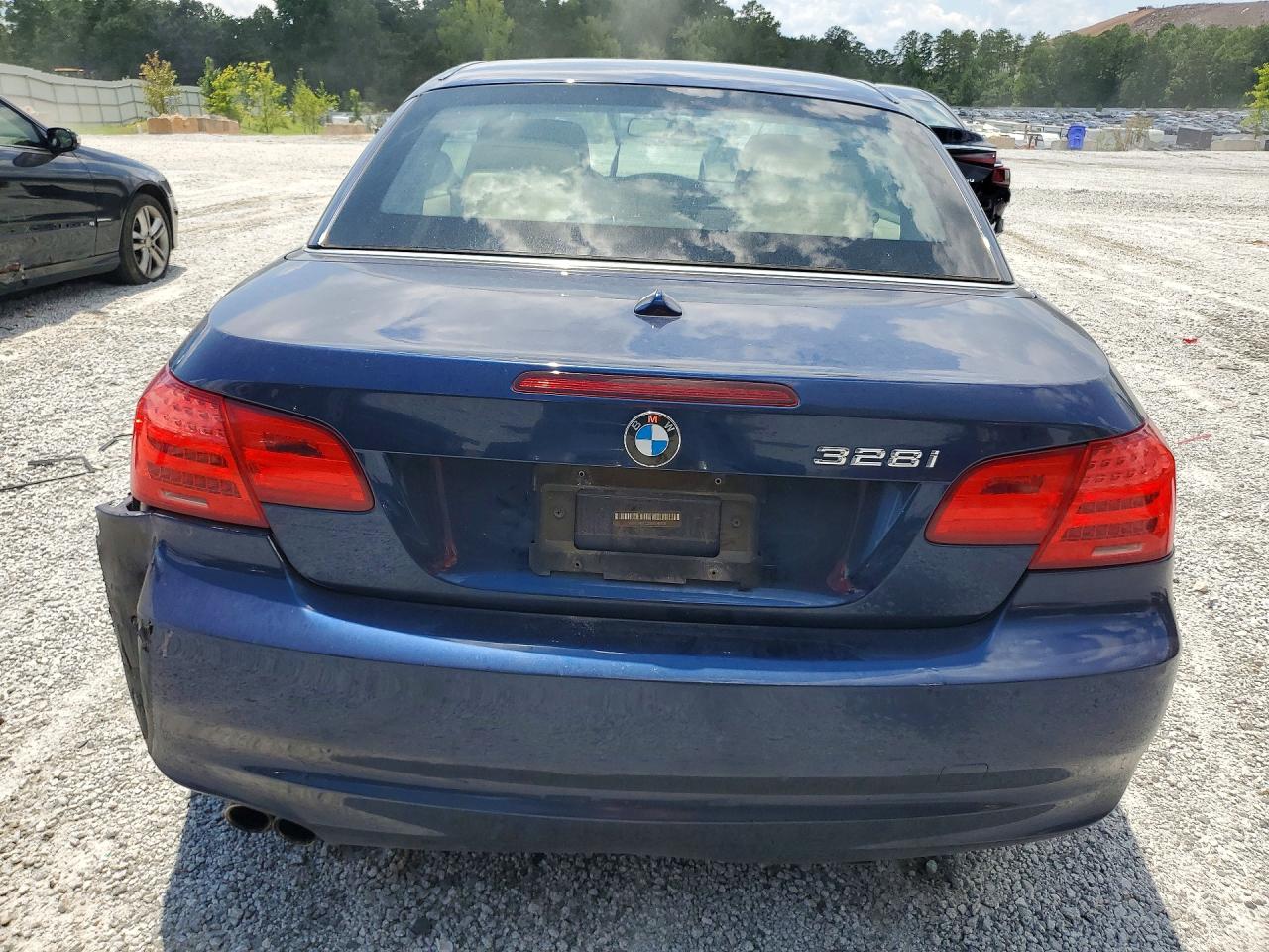2011 Bmw 328 I Sulev Blue vin: WBADW7C55BE545128