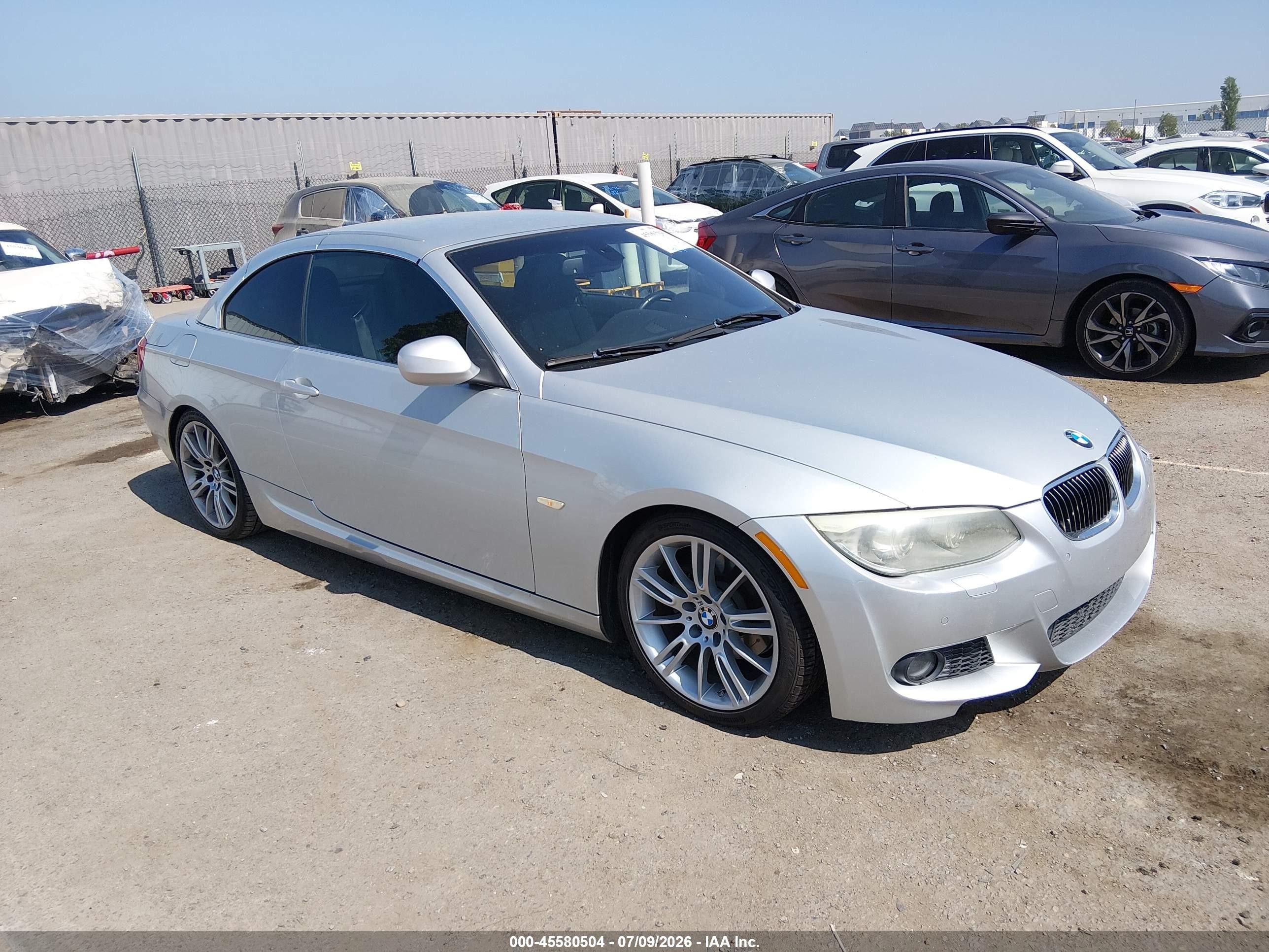 2011 Bmw 328i   Silver vin: WBADW7C57BE543185