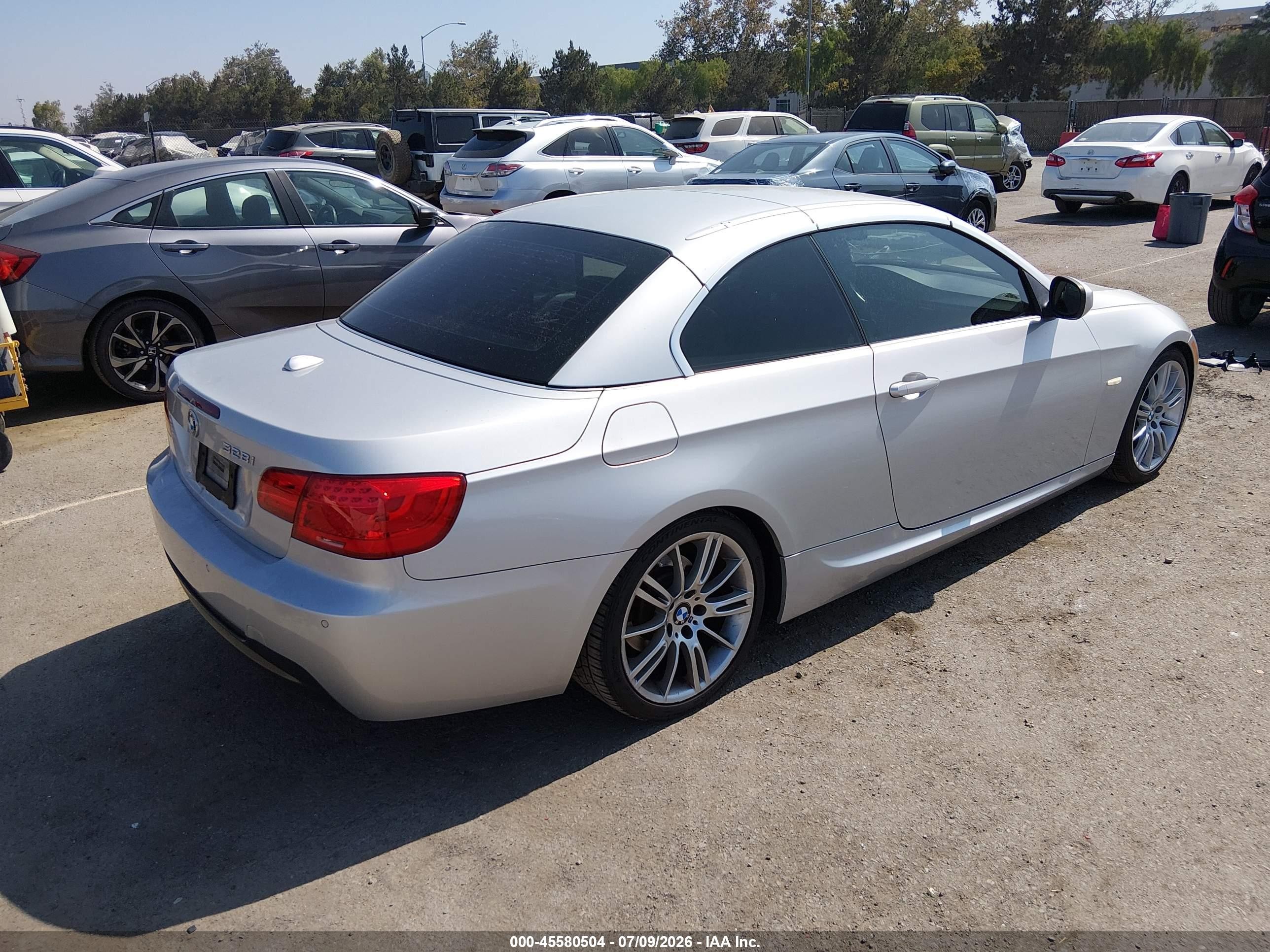 2011 Bmw 328i   Silver vin: WBADW7C57BE543185