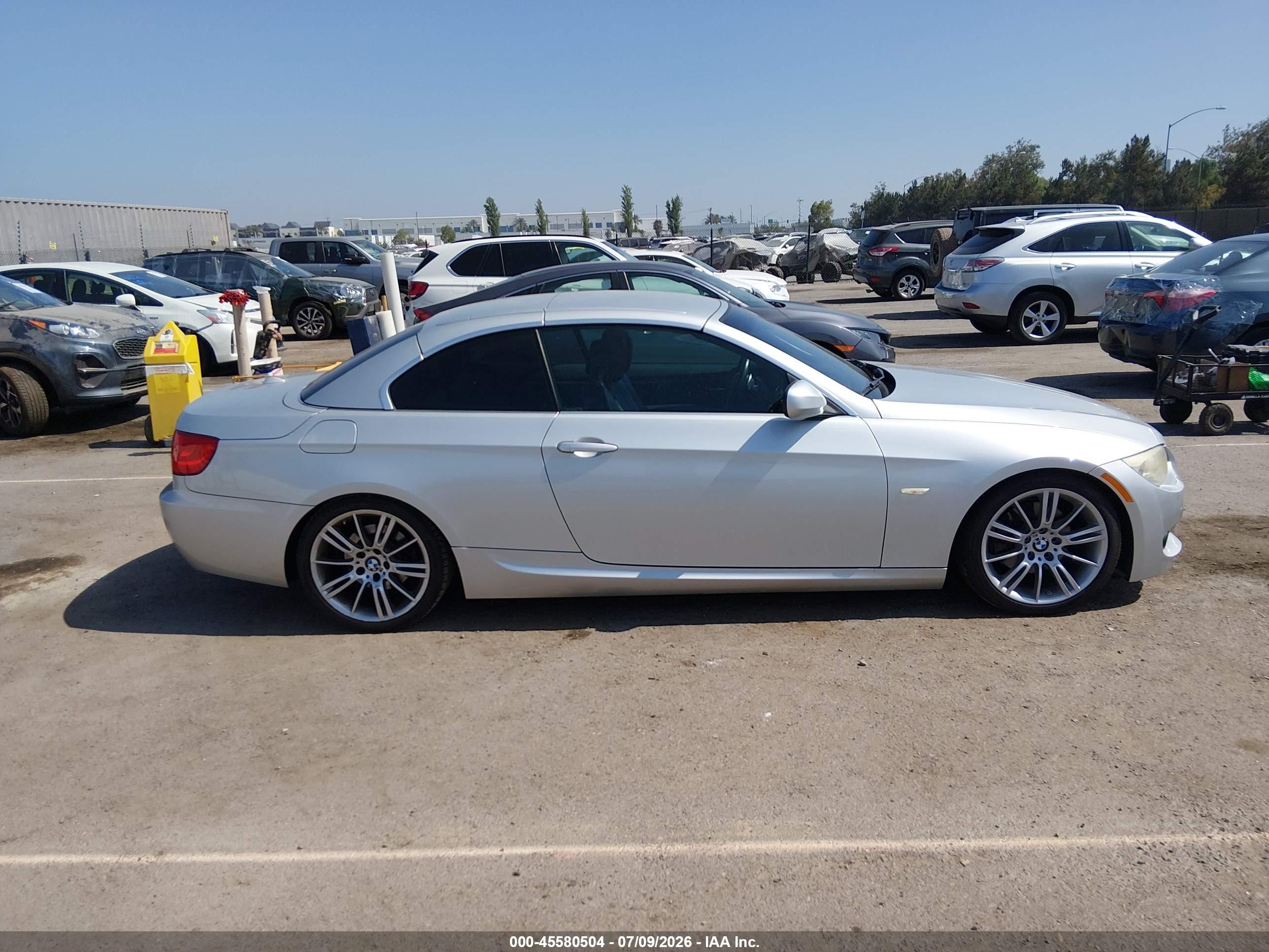 2011 Bmw 328i   Silver vin: WBADW7C57BE543185