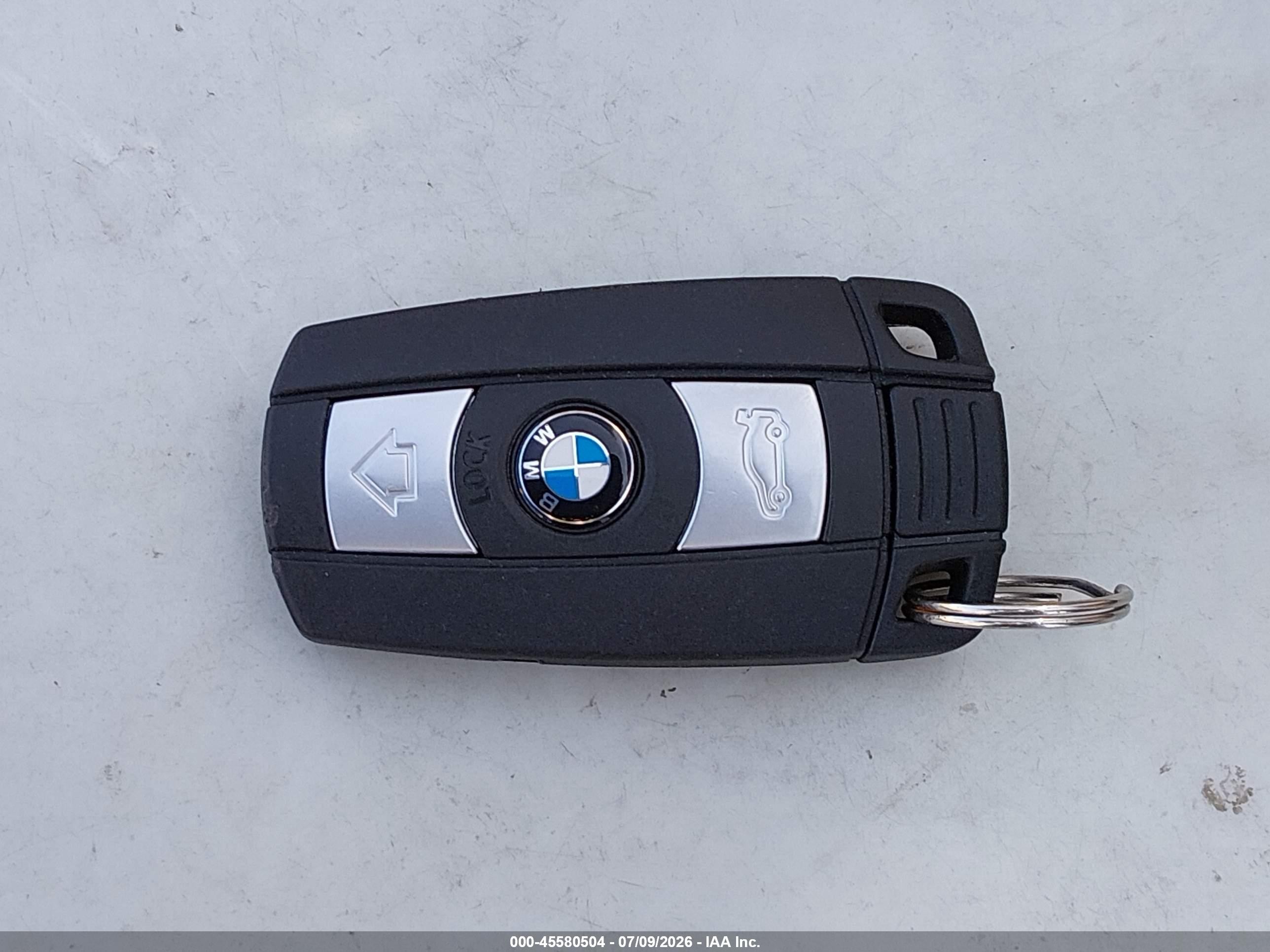 2011 Bmw 328i   Silver vin: WBADW7C57BE543185