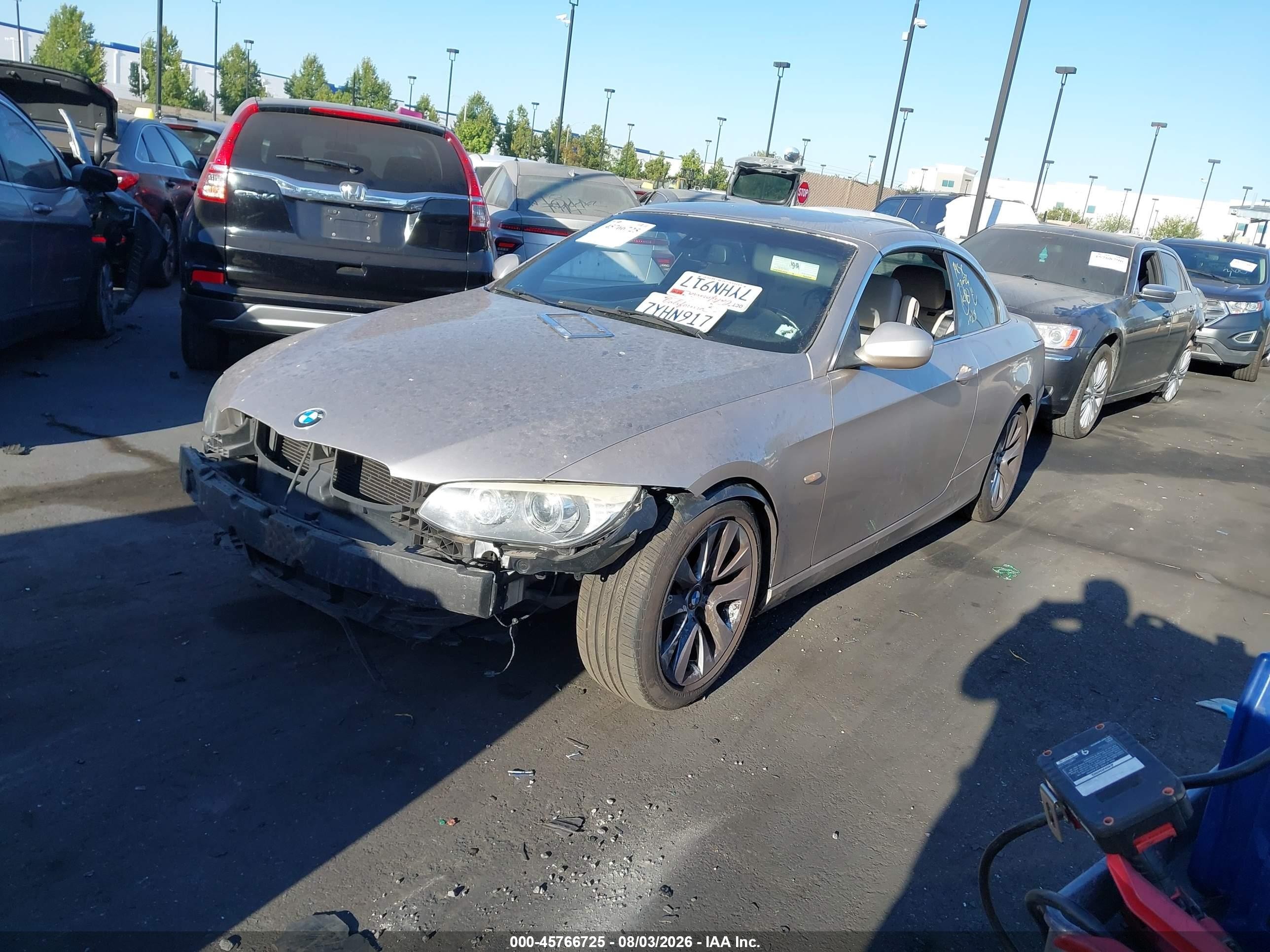 2012 Bmw 328i   Gold vin: WBADW7C58CE730646