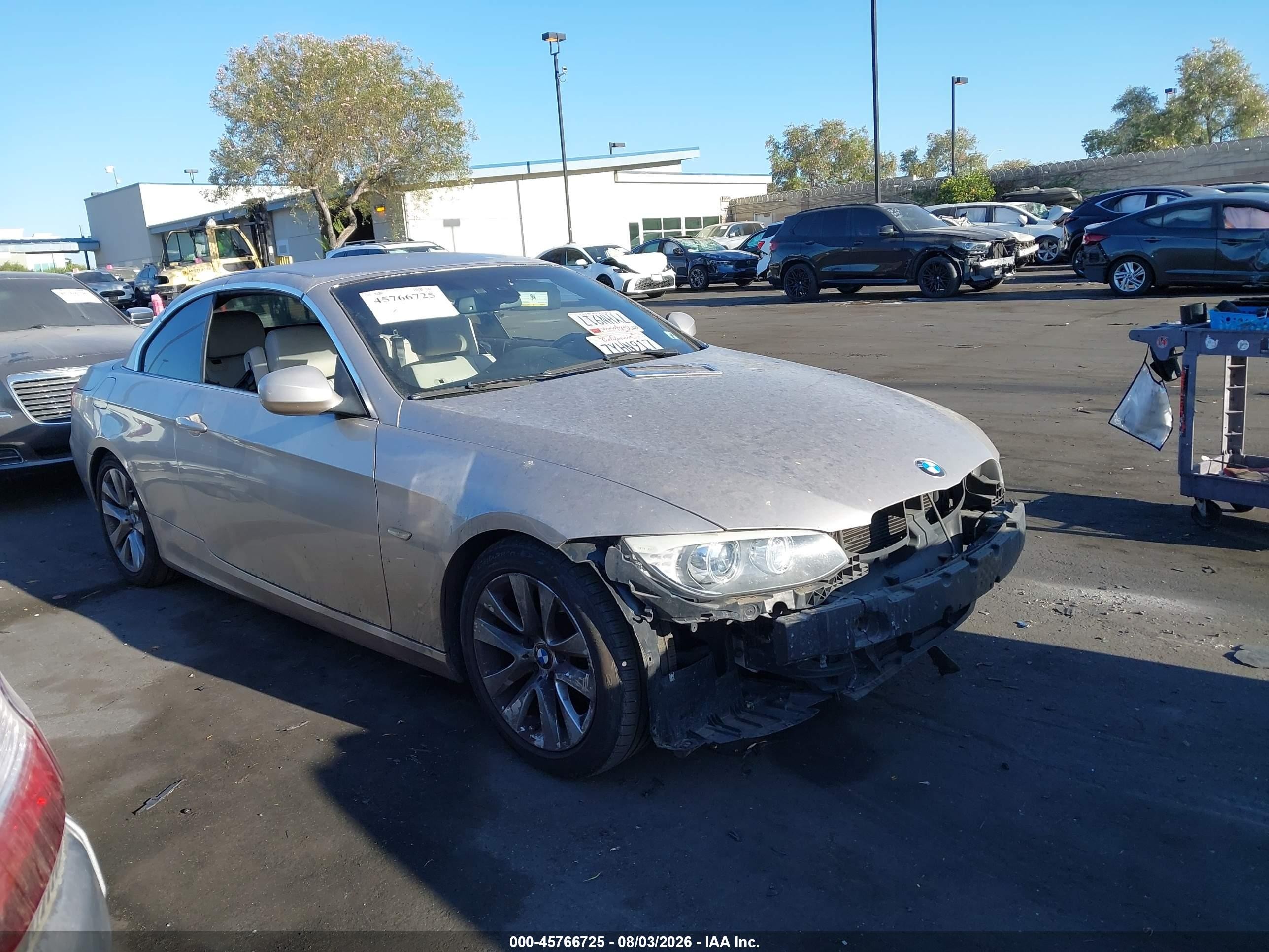 2012 Bmw 328i   Gold vin: WBADW7C58CE730646