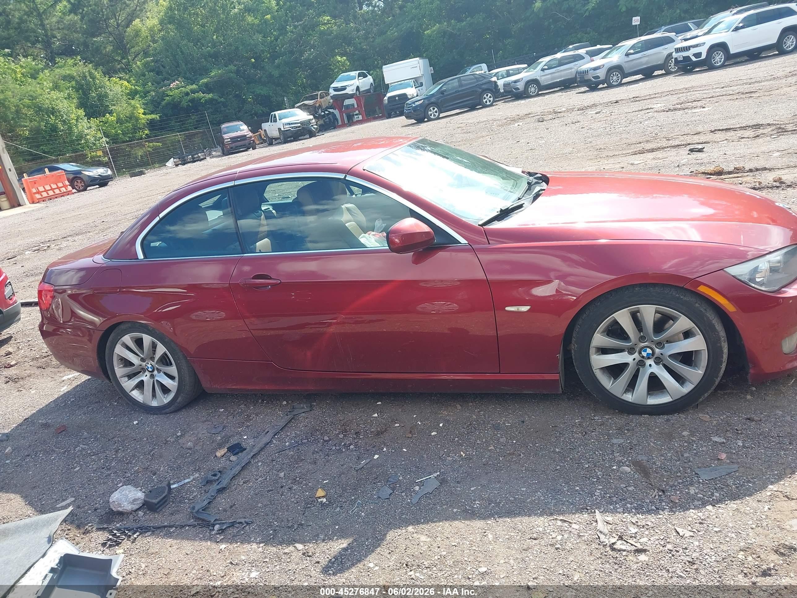 2013 Bmw 328i   Red vin: WBADW7C58DE732415