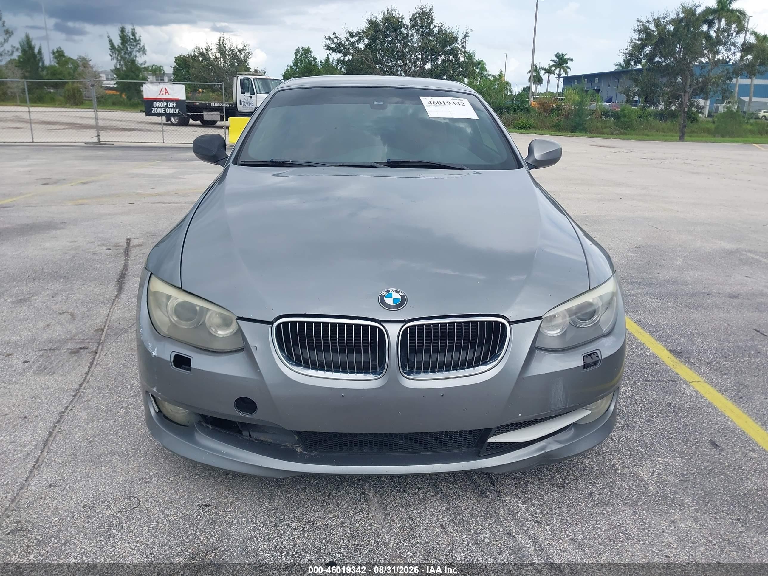 2011 Bmw 328i   Gray vin: WBADW7C59BE727625