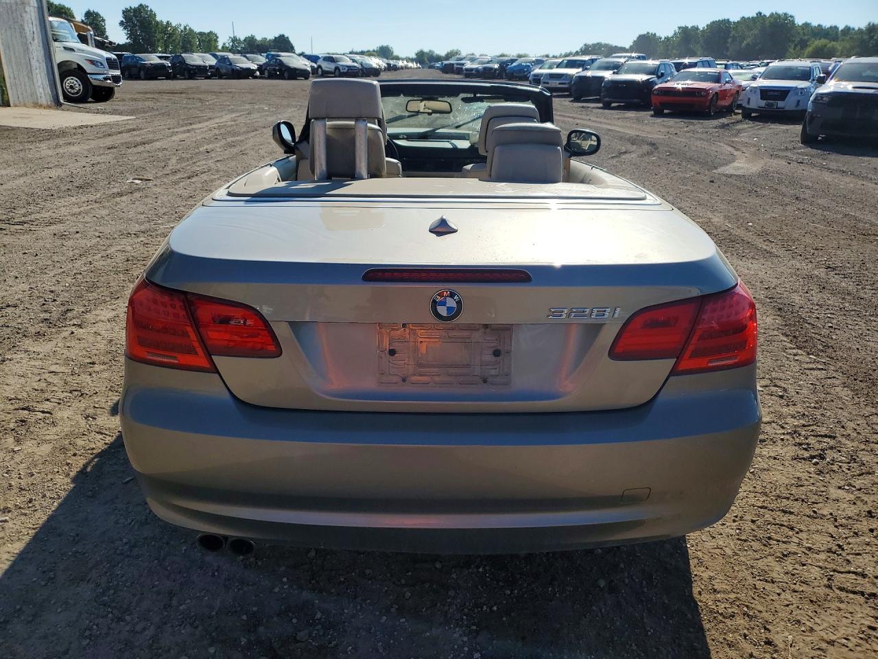 2011 Bmw 328 I Sulev Beige vin: WBADW7C5XBE542631