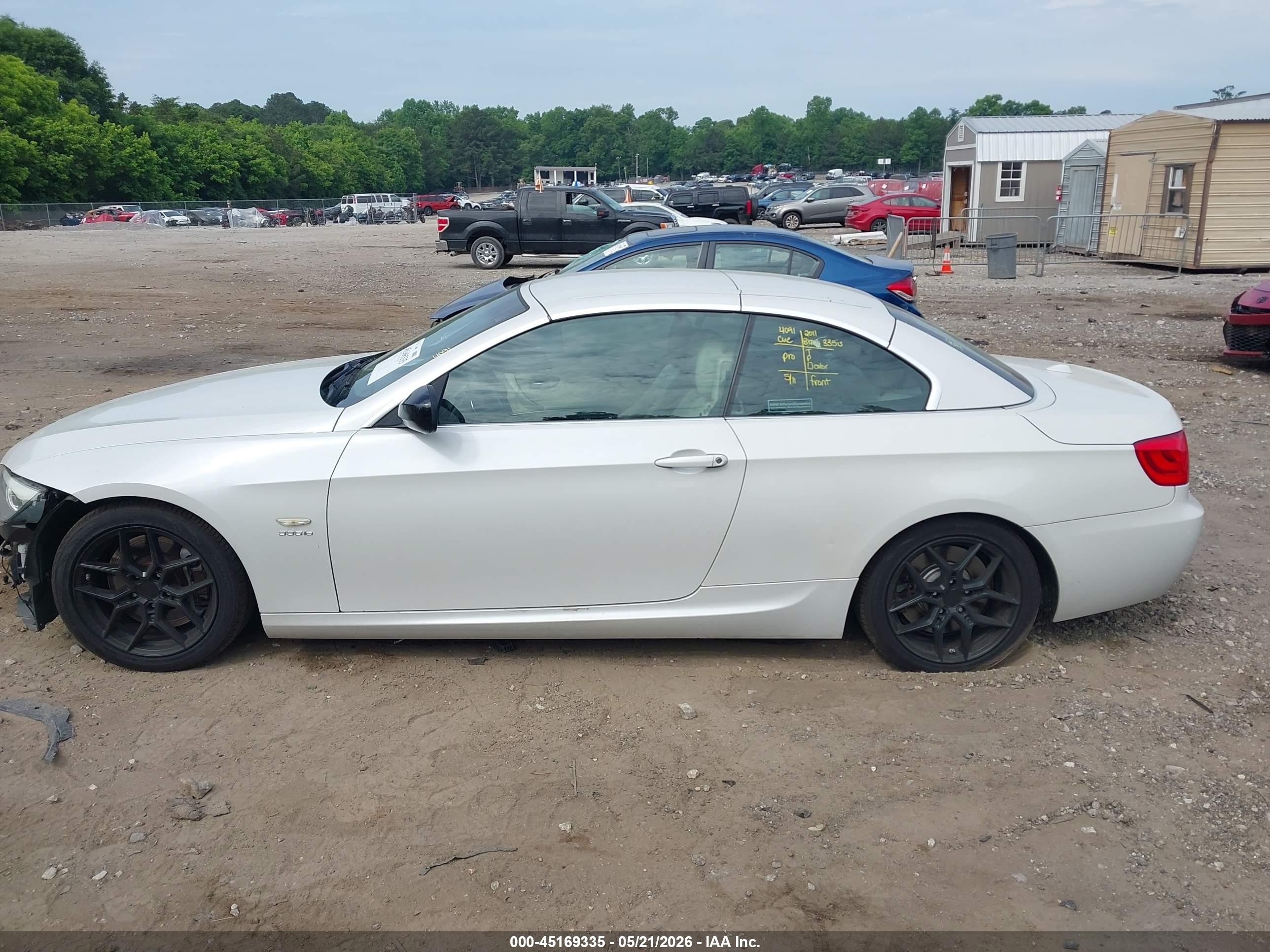 2011 Bmw 335is   White vin: WBADX1C55BE570458