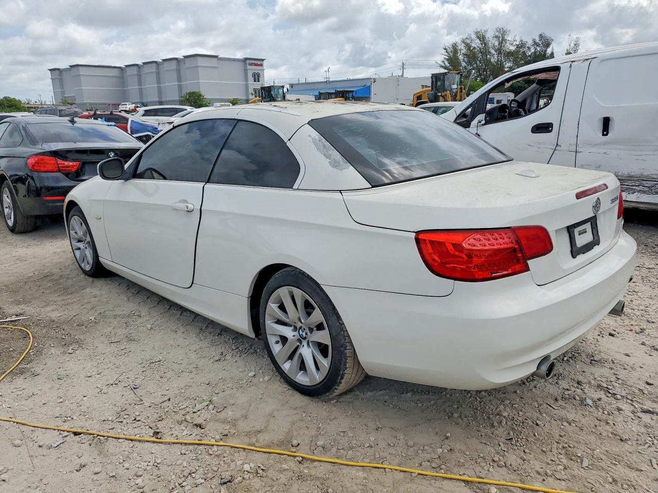 2011 Bmw 335 I White vin: WBADX7C50BE261001
