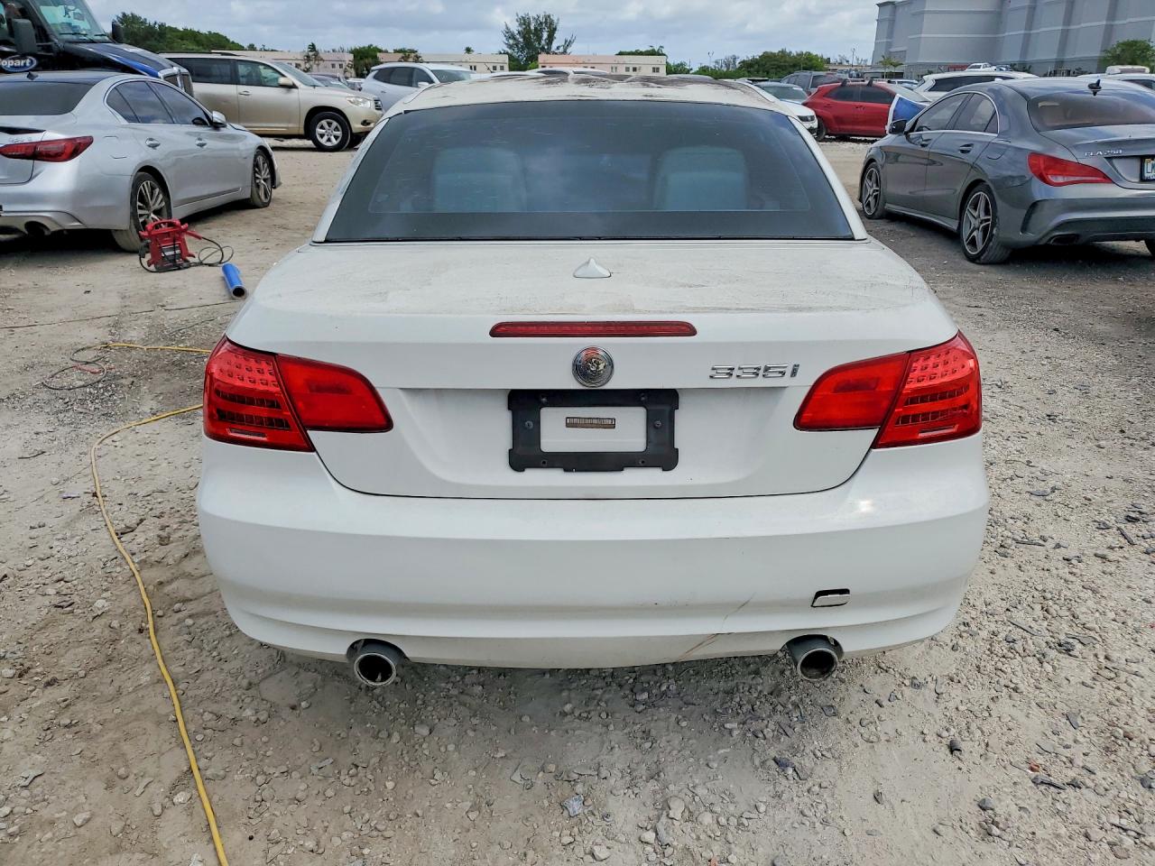 2011 Bmw 335 I White vin: WBADX7C50BE261001