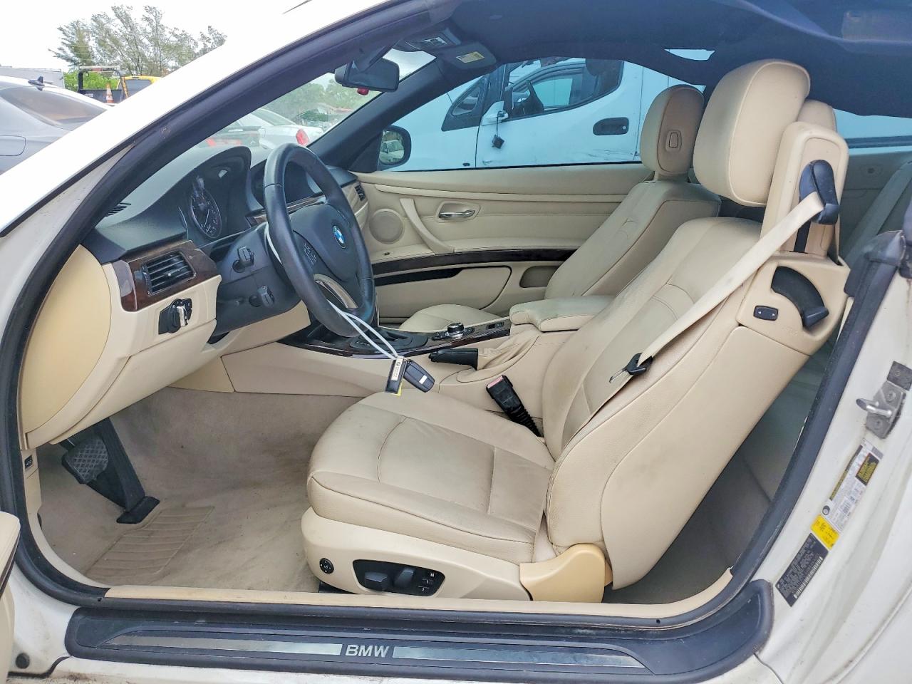2011 Bmw 335 I White vin: WBADX7C50BE261001