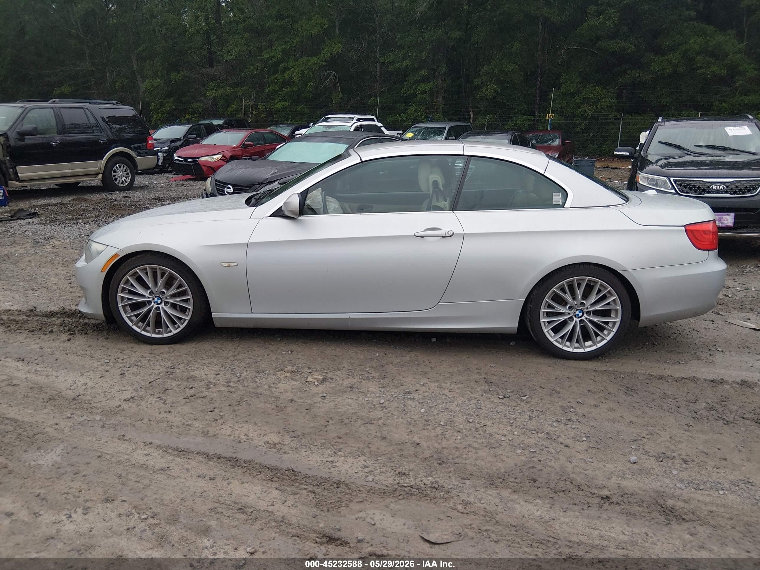 2011 Bmw 335i   Silver vin: WBADX7C50BE579281