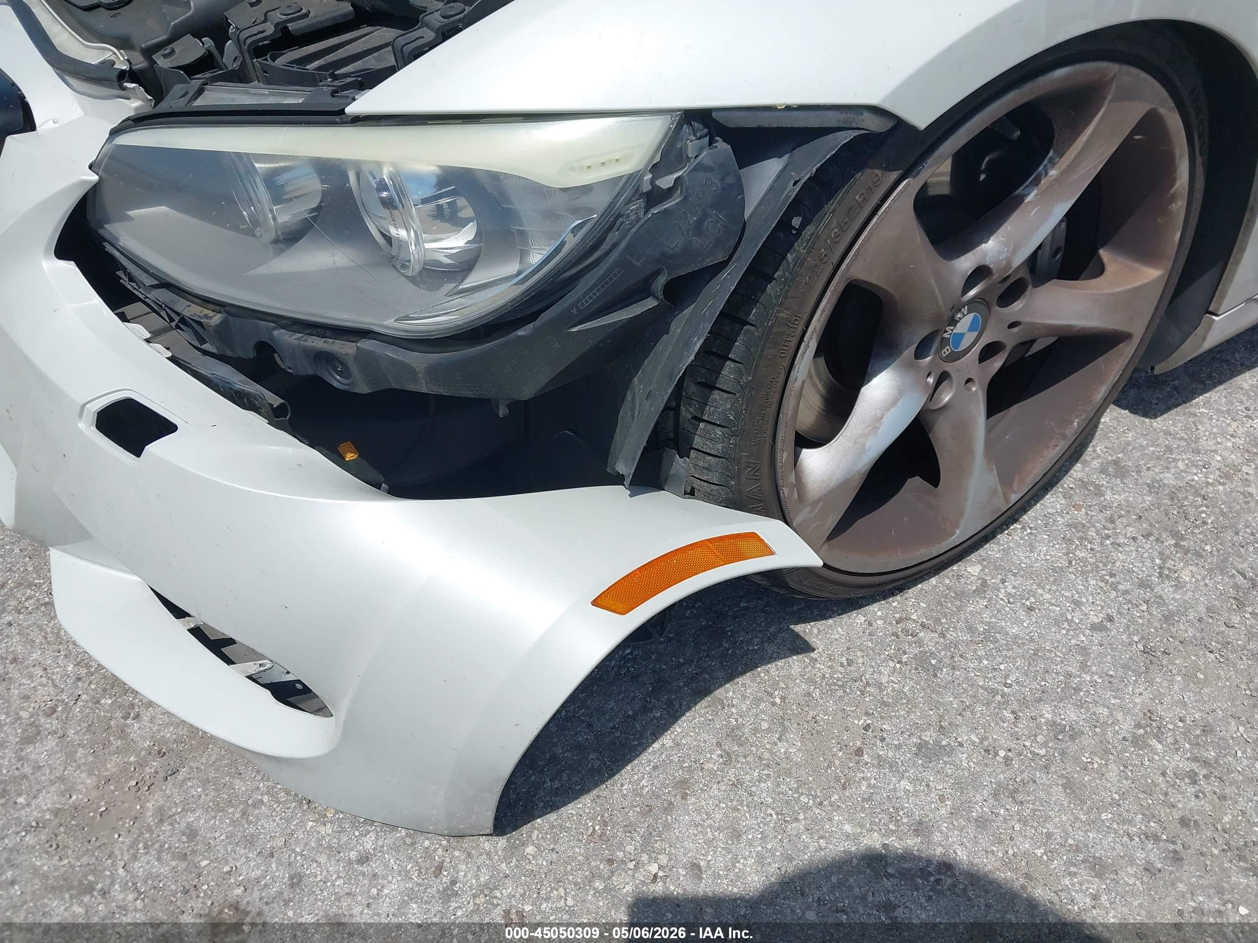2011 Bmw 335i White vin: WBADX7C51BE743413